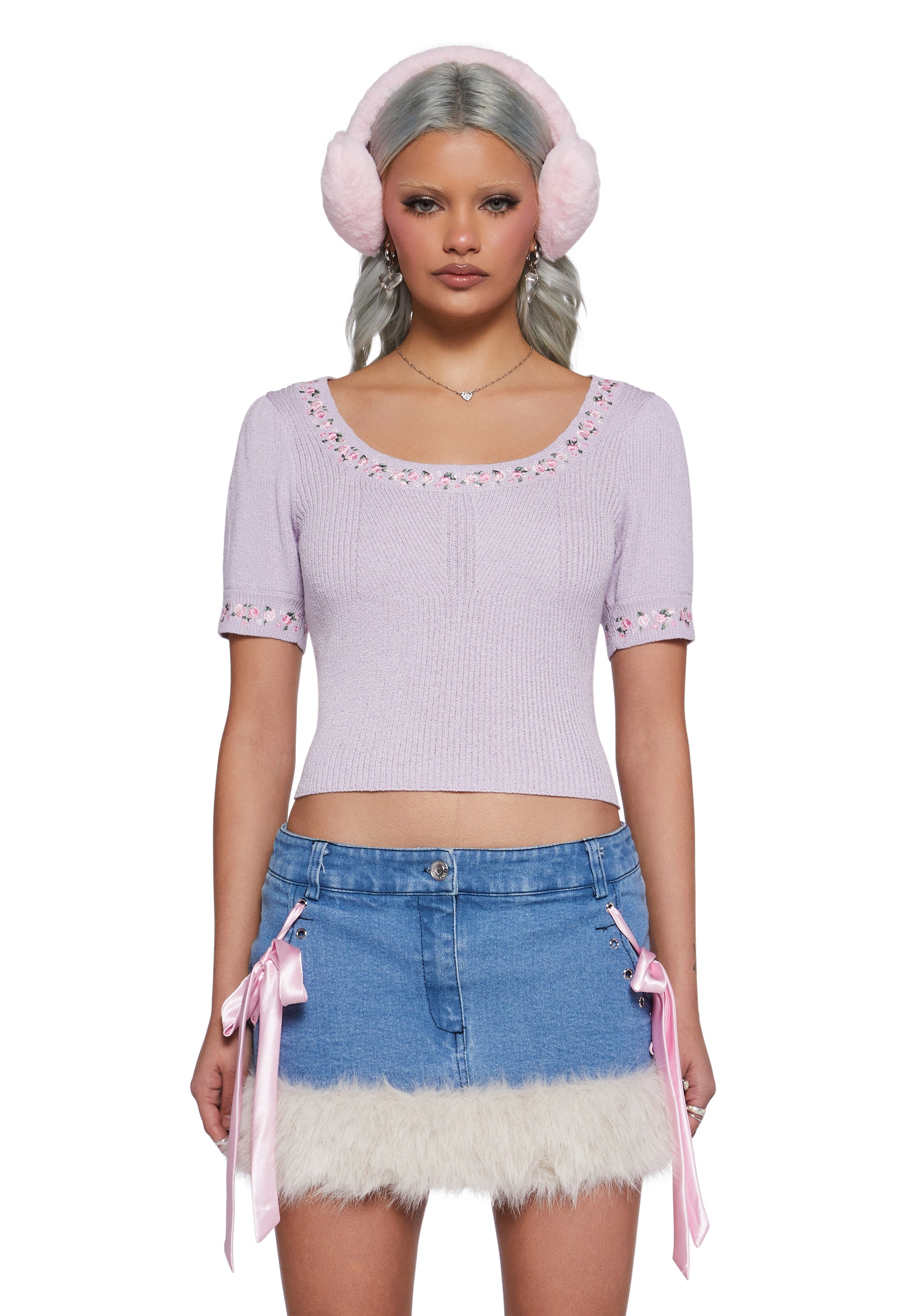 Stretchy Ribbed Knit Floral Embroidery Short Sleeve Sweater Stretchy Ribbed Knit Floral Embroidery Short Sleeve Sweater
