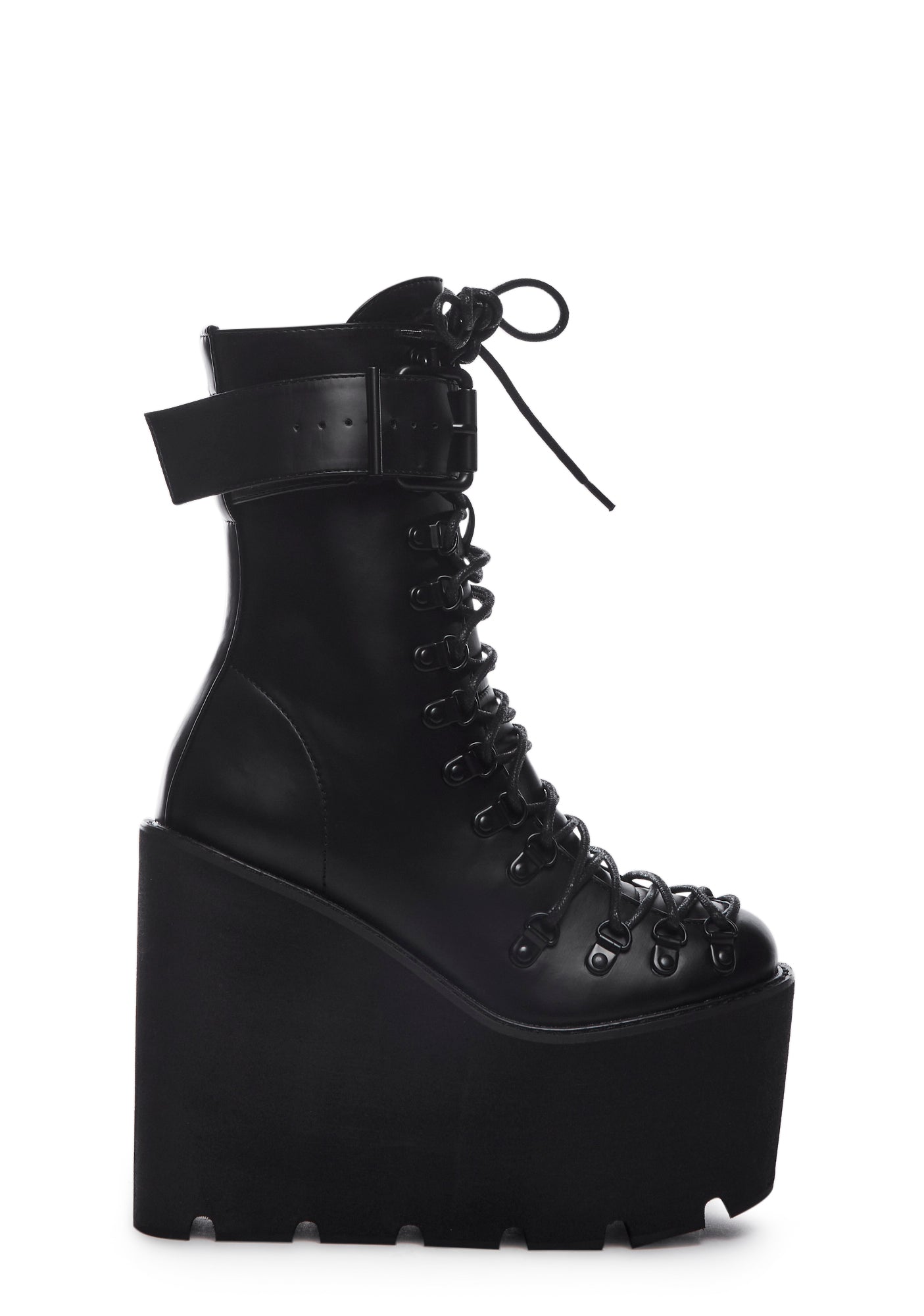 http://www.dollskill.com/cdn/shop/files/s77755_f_r_reshoot_current_mood_traitor_boots_black_75332_0108_23-01-25.jpg?v=1701065492