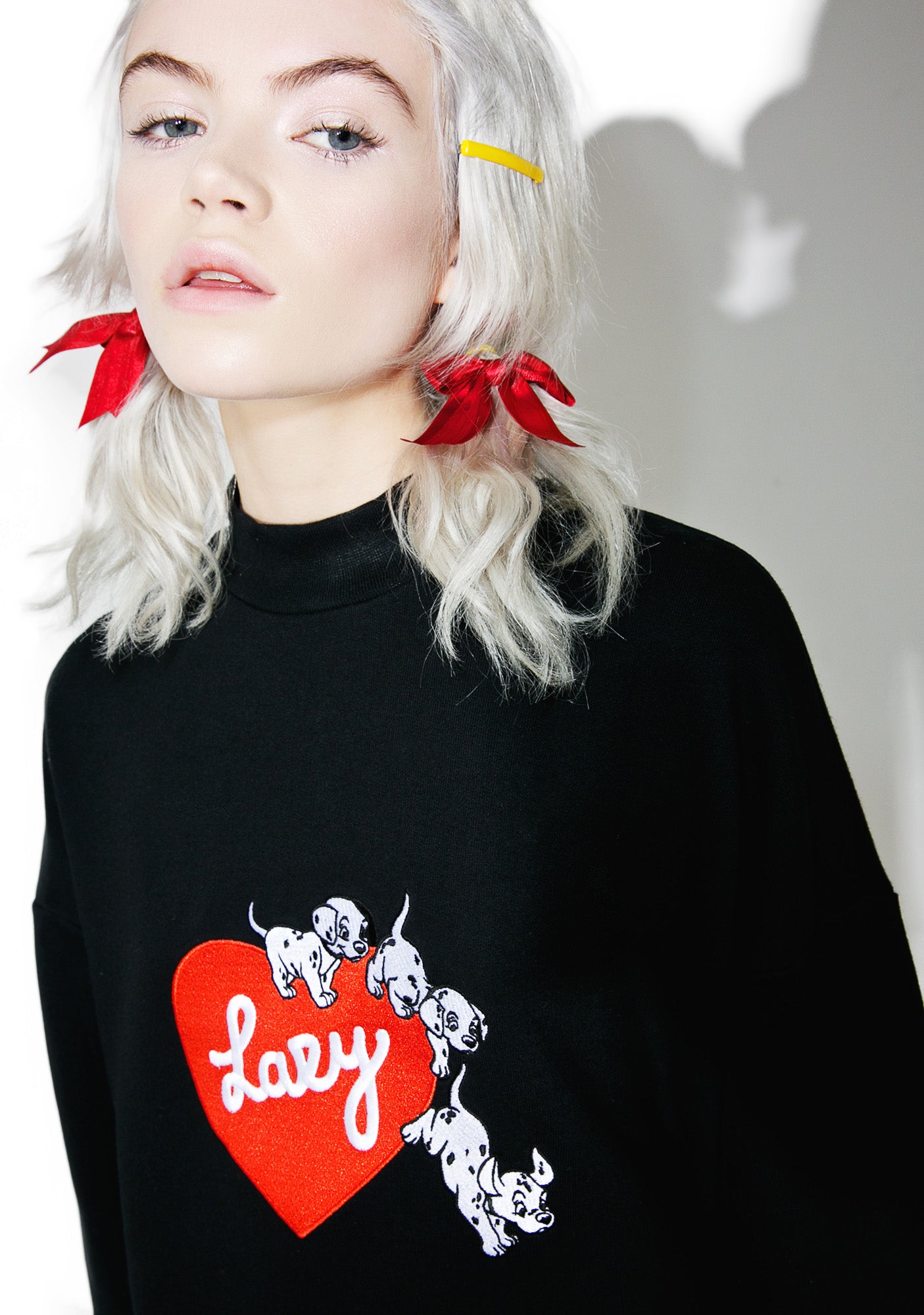 X Disney 101 Dalmatians Puppy Love Sweatshirt – Dolls Kill
