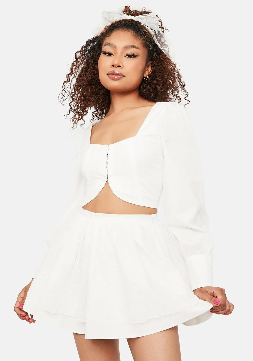 Square Neck Puff Sleeve Hook And Eye Crop Top - White – Dolls Kill