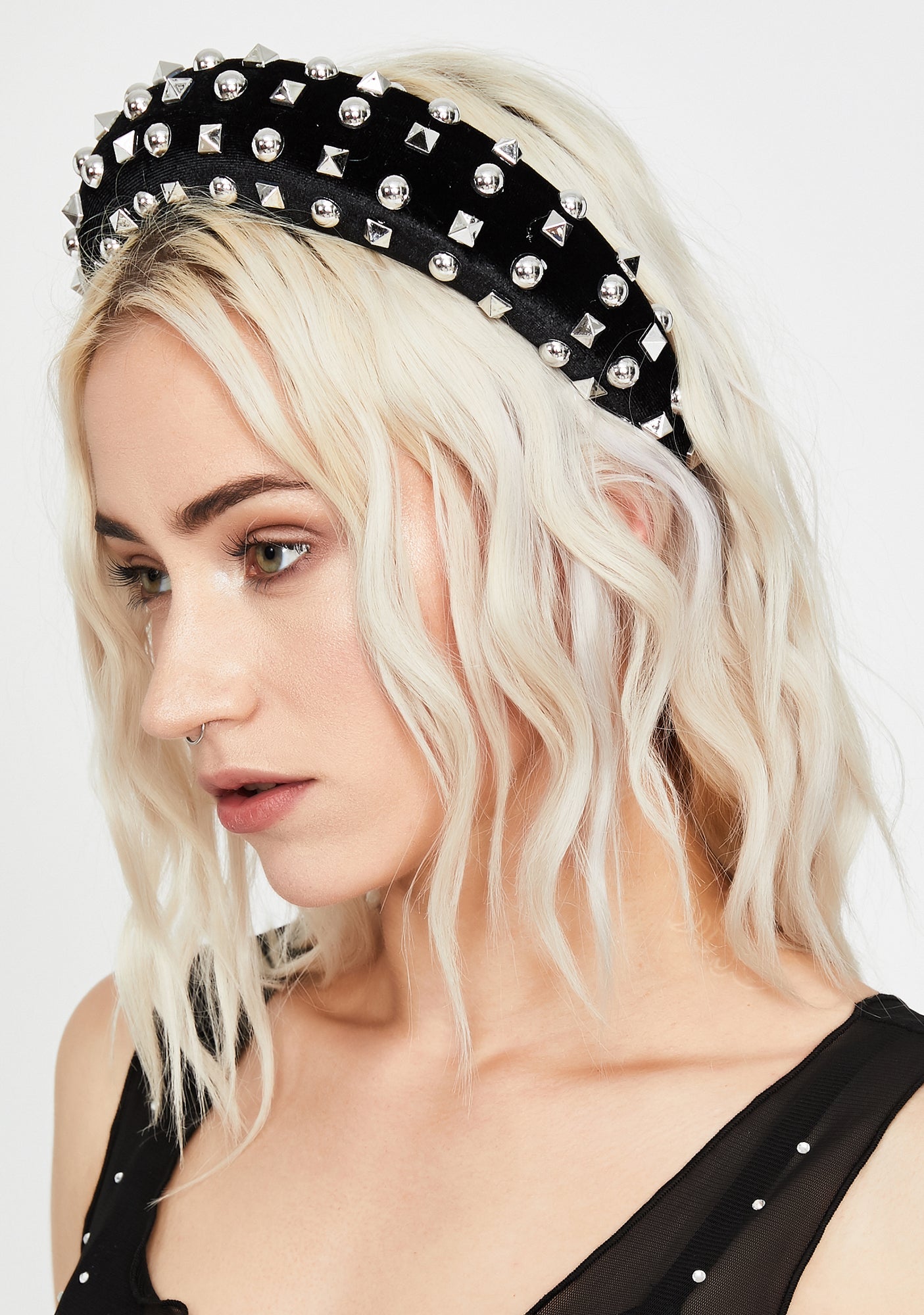 WOVEN TWIST HEADBAND REIGN SUPREME