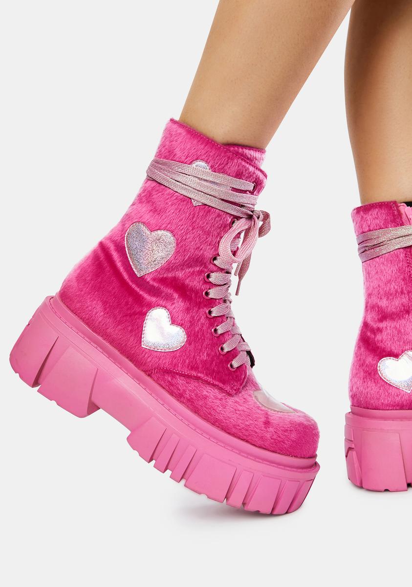 dollskill clubExx ファーブーツ　ドールズキル Club Exx Fuzzy Boots With Hearts - Pink – Dolls Kill
