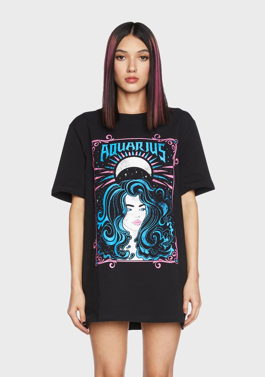Horoscopez Aquarius Tarot Goddess Oversized Graphic Tee