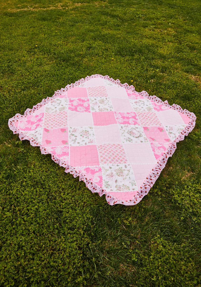 Dolls Kill X Strawberry Shortcake Quilted Picnic Blanket With Storage