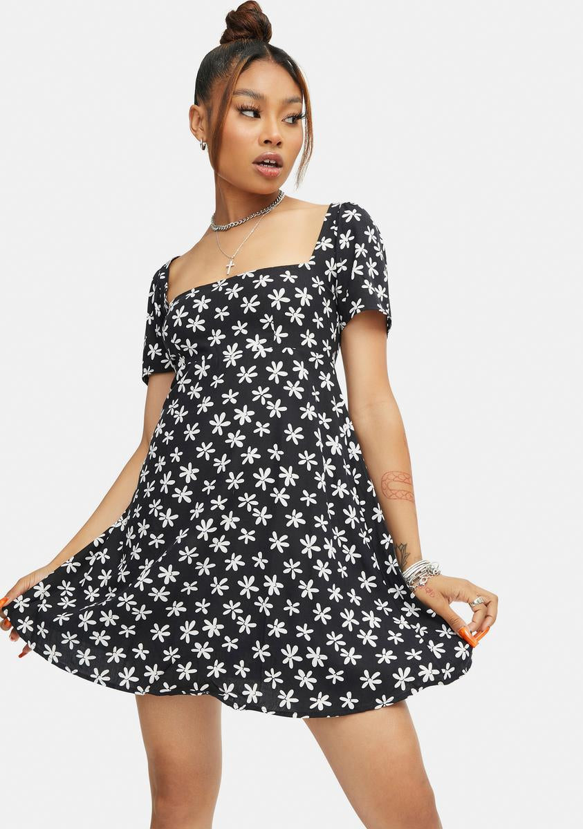 Motel 90s Daisy Thalia Babydoll Dress Motel 90s Daisy Thalia Babydoll Dress