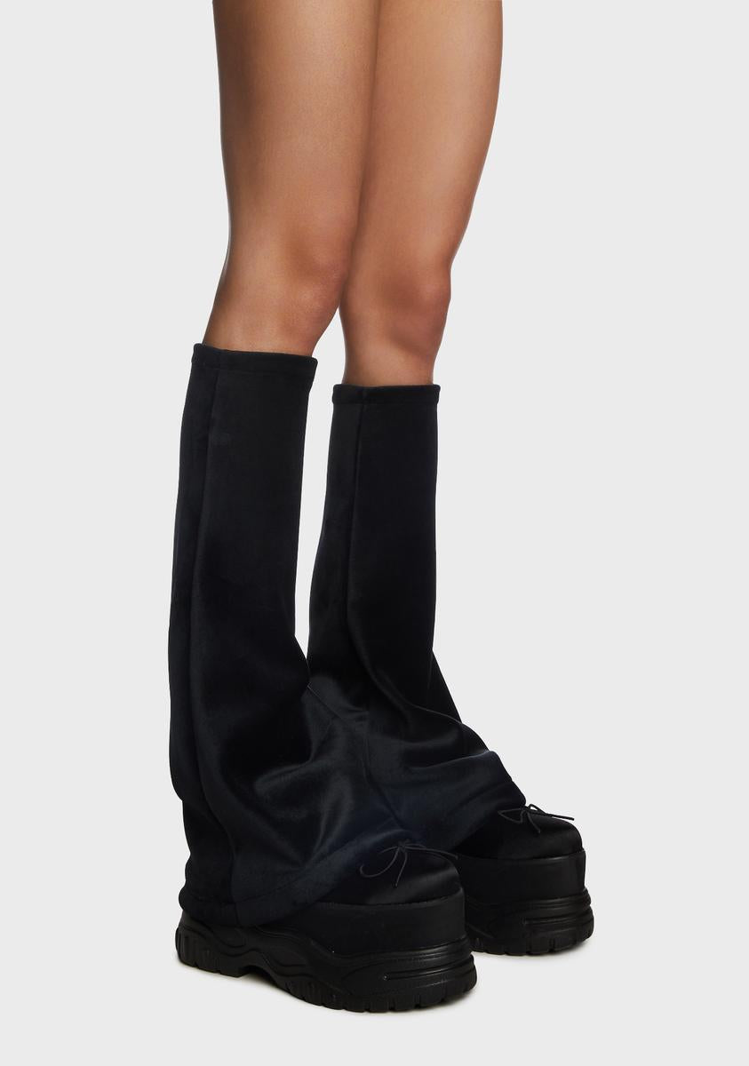 Flared Faux Fur Leg Warmers Black – Dolls Kill - Main Image