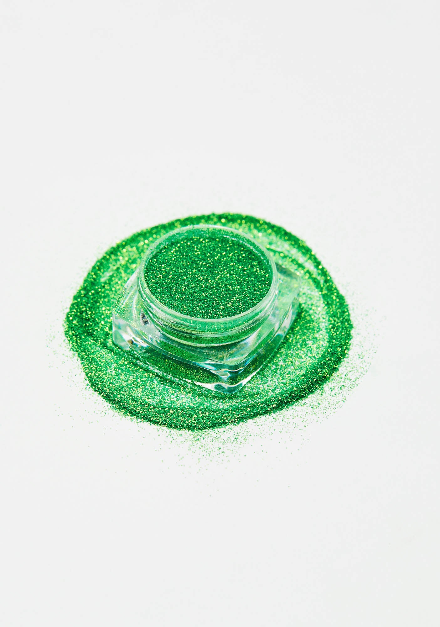 Biodegradable Microfine Grass – Dolls Kill