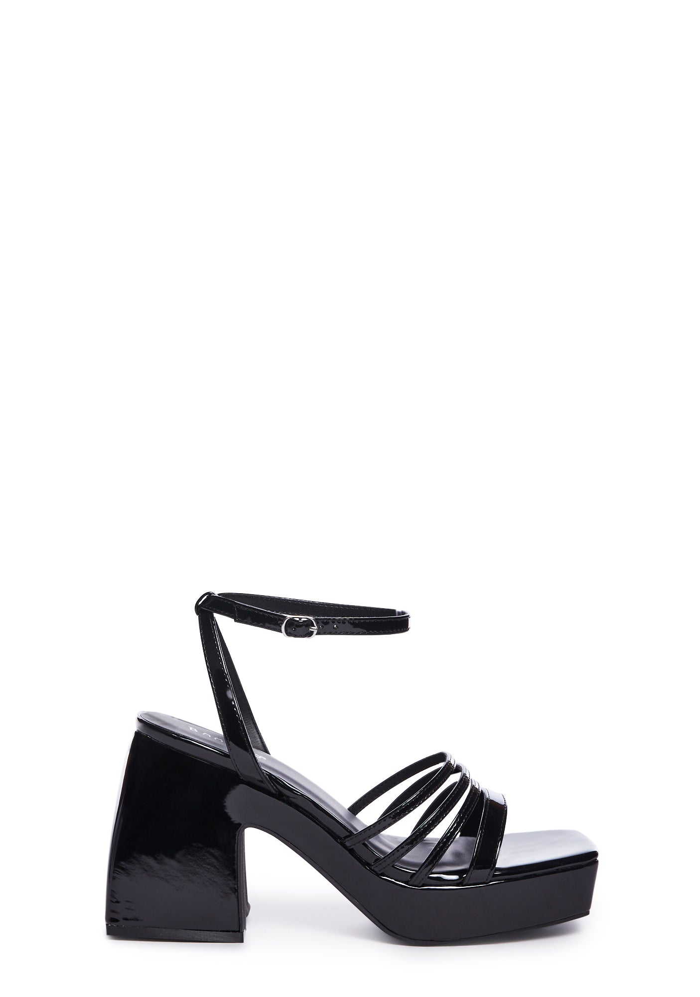Trendy sales black heels