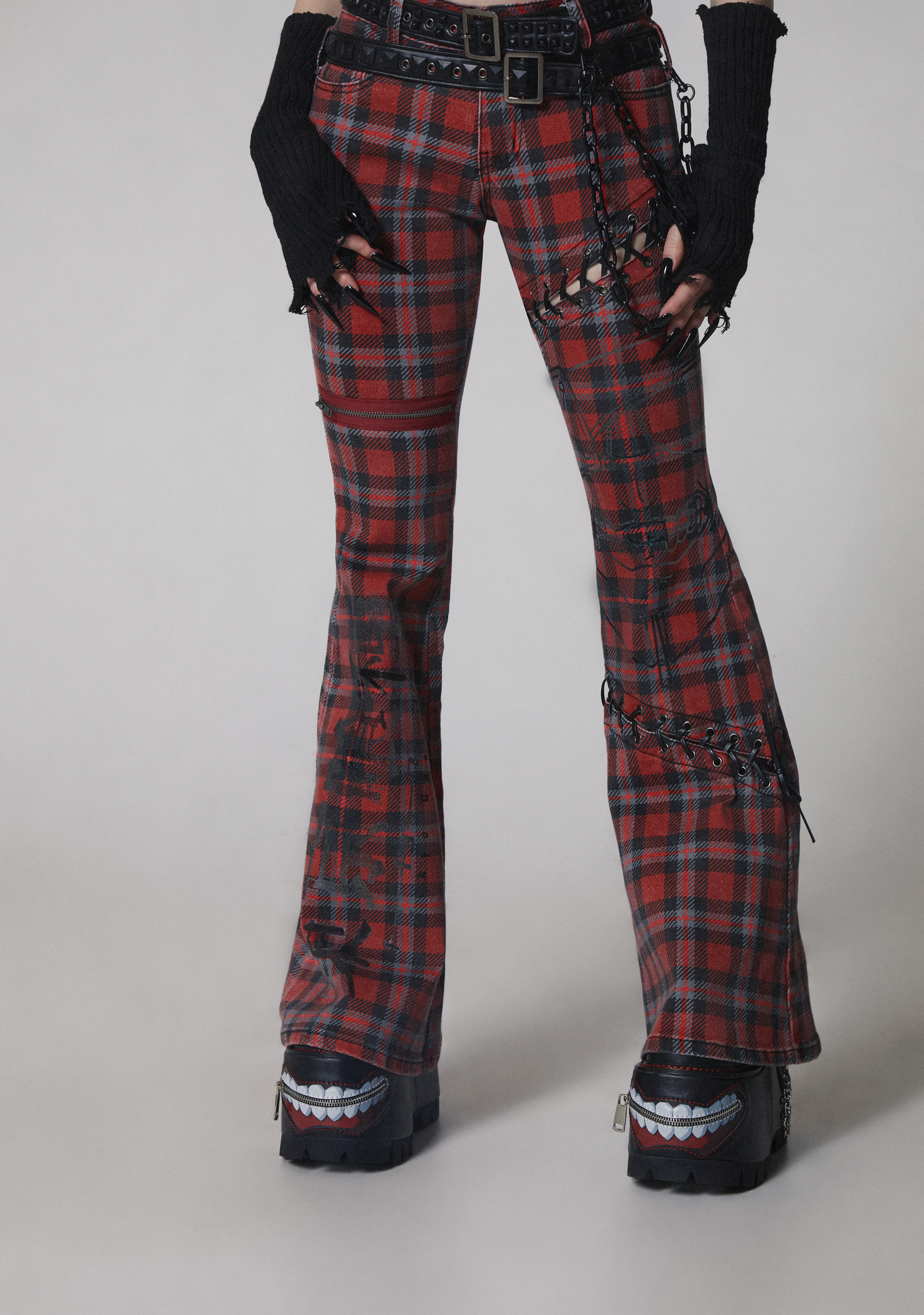 Cruel Or Beautiful Plaid Plants