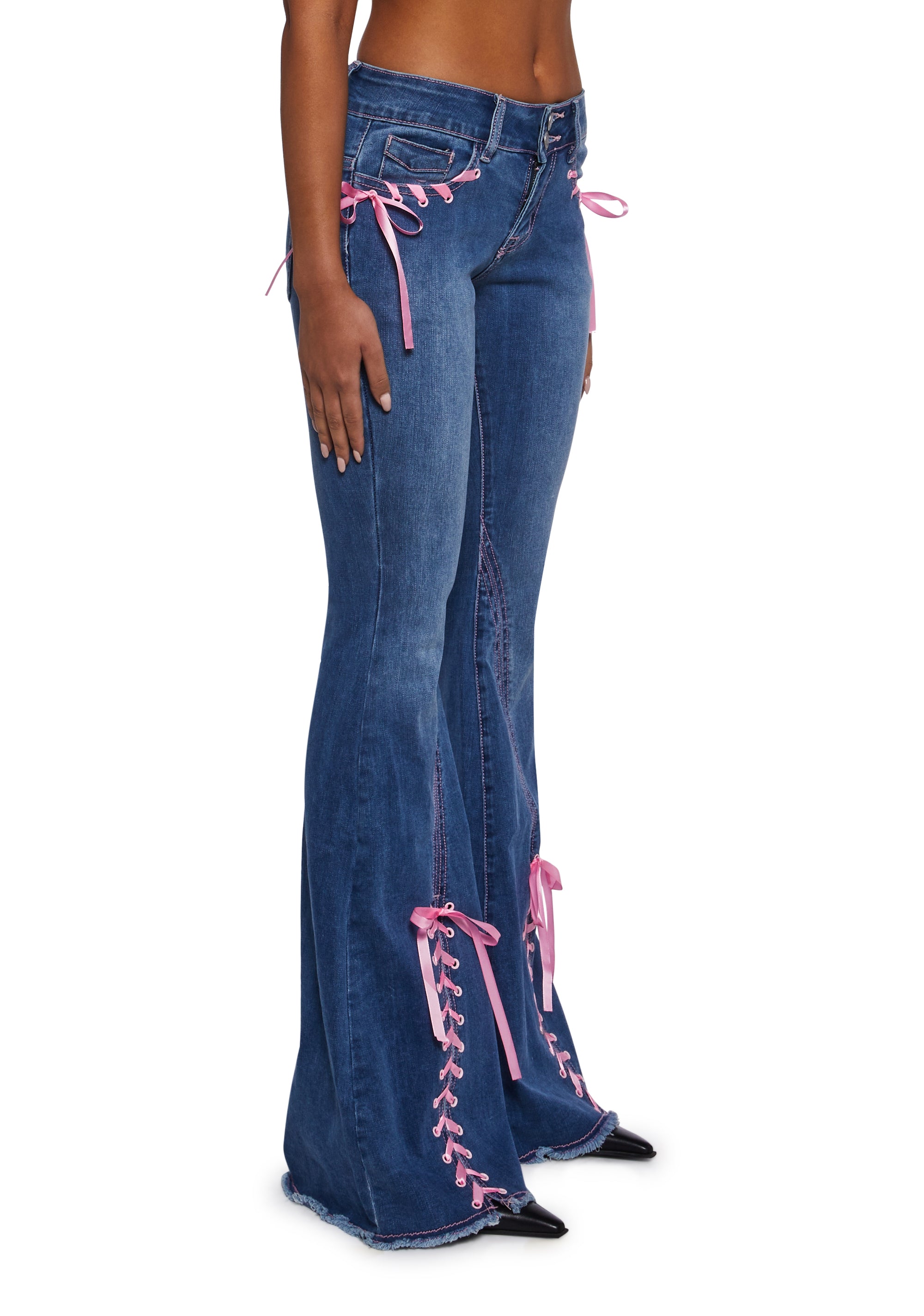 Amazed Babe Flared Jeans