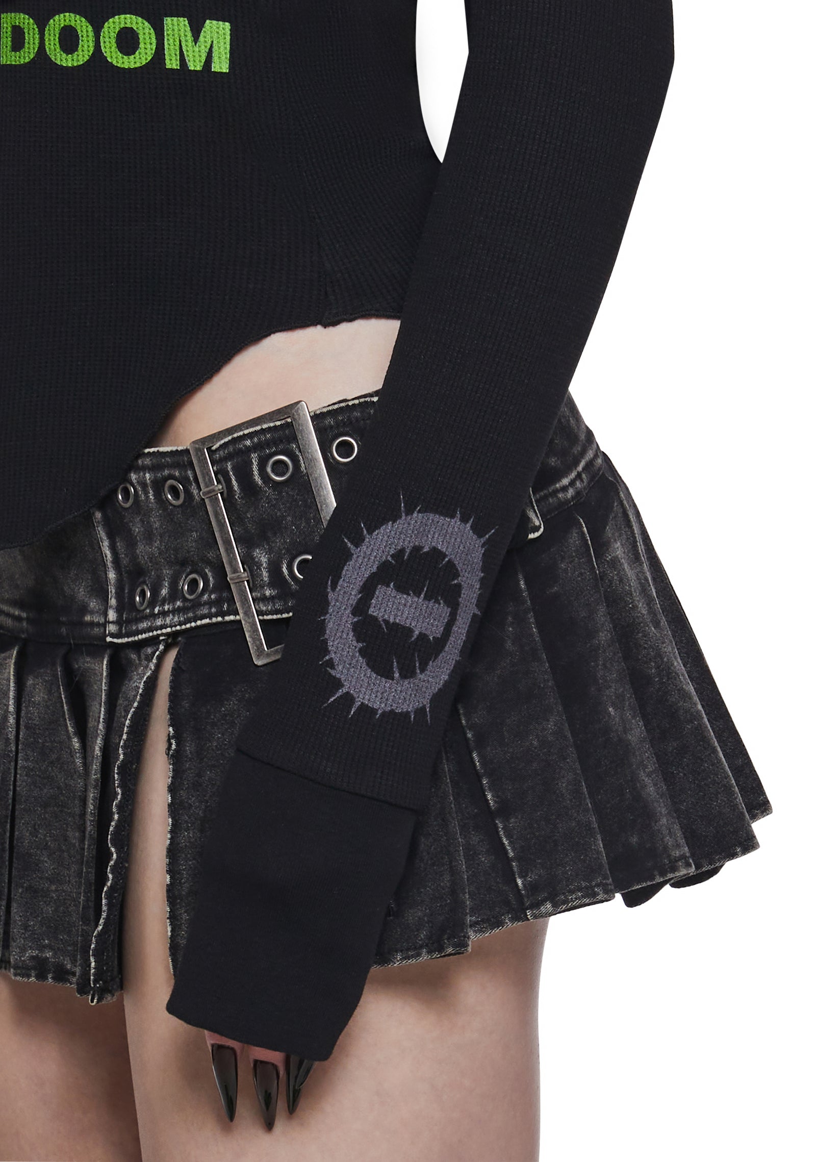 eight|black