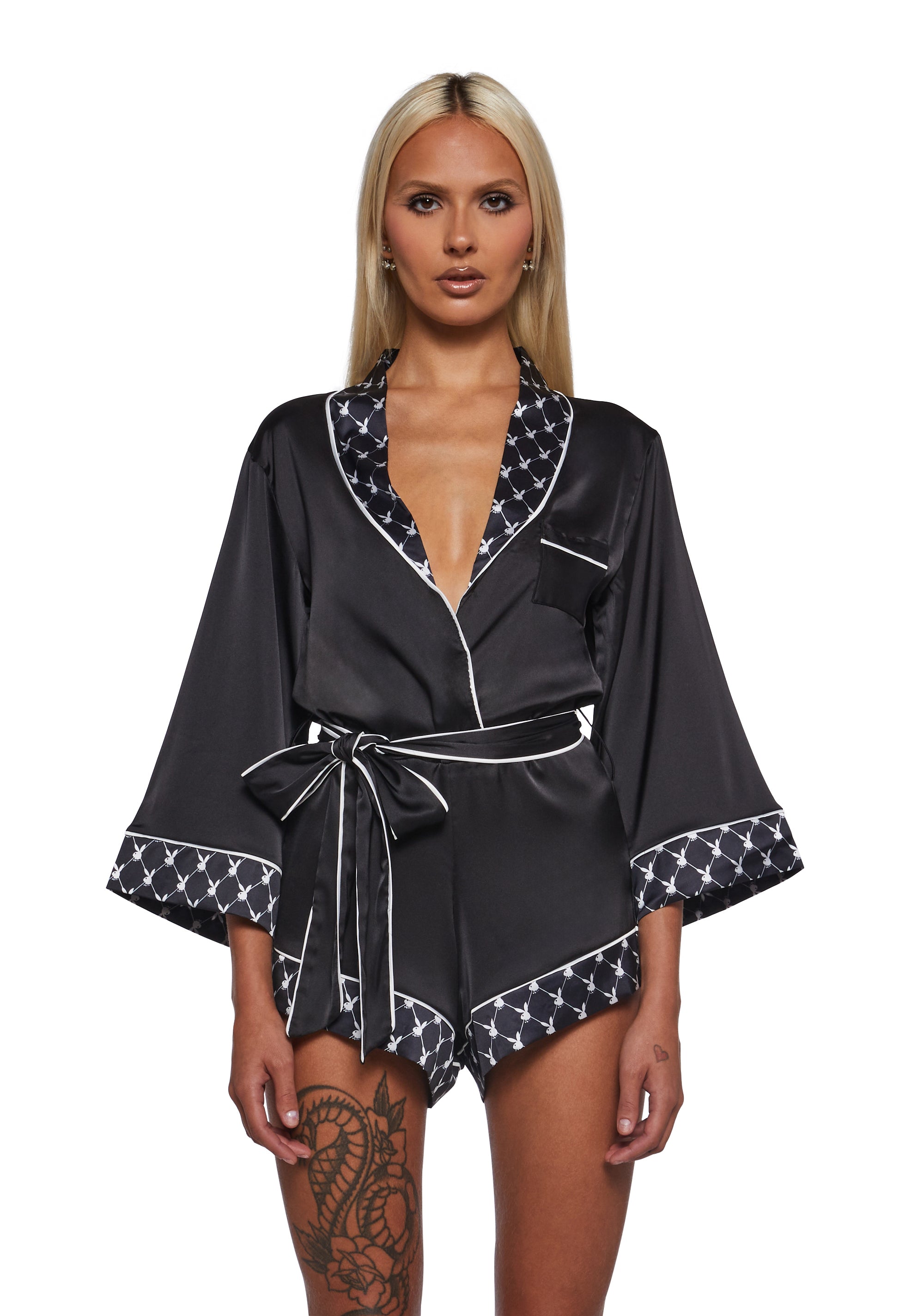 base|black