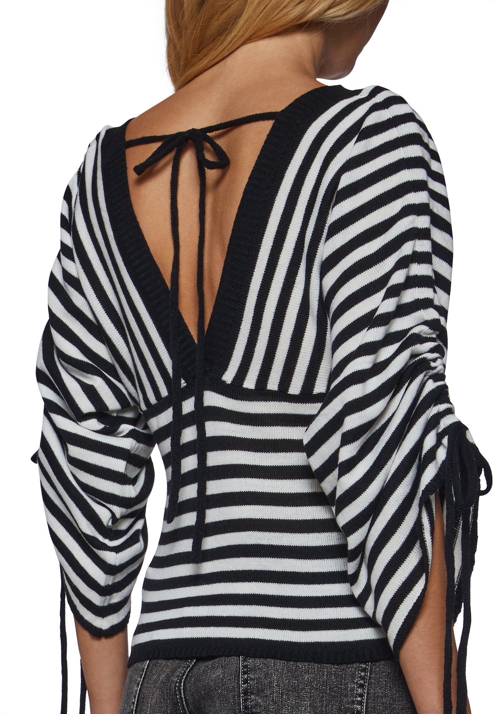 six|blk/wht
