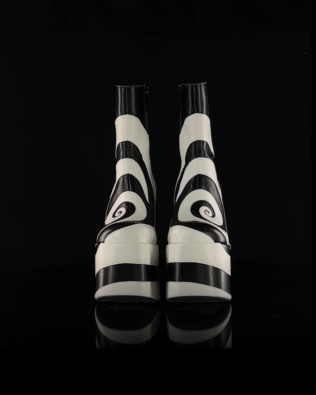 How Sweet It Is Ankle Boots - Black/White