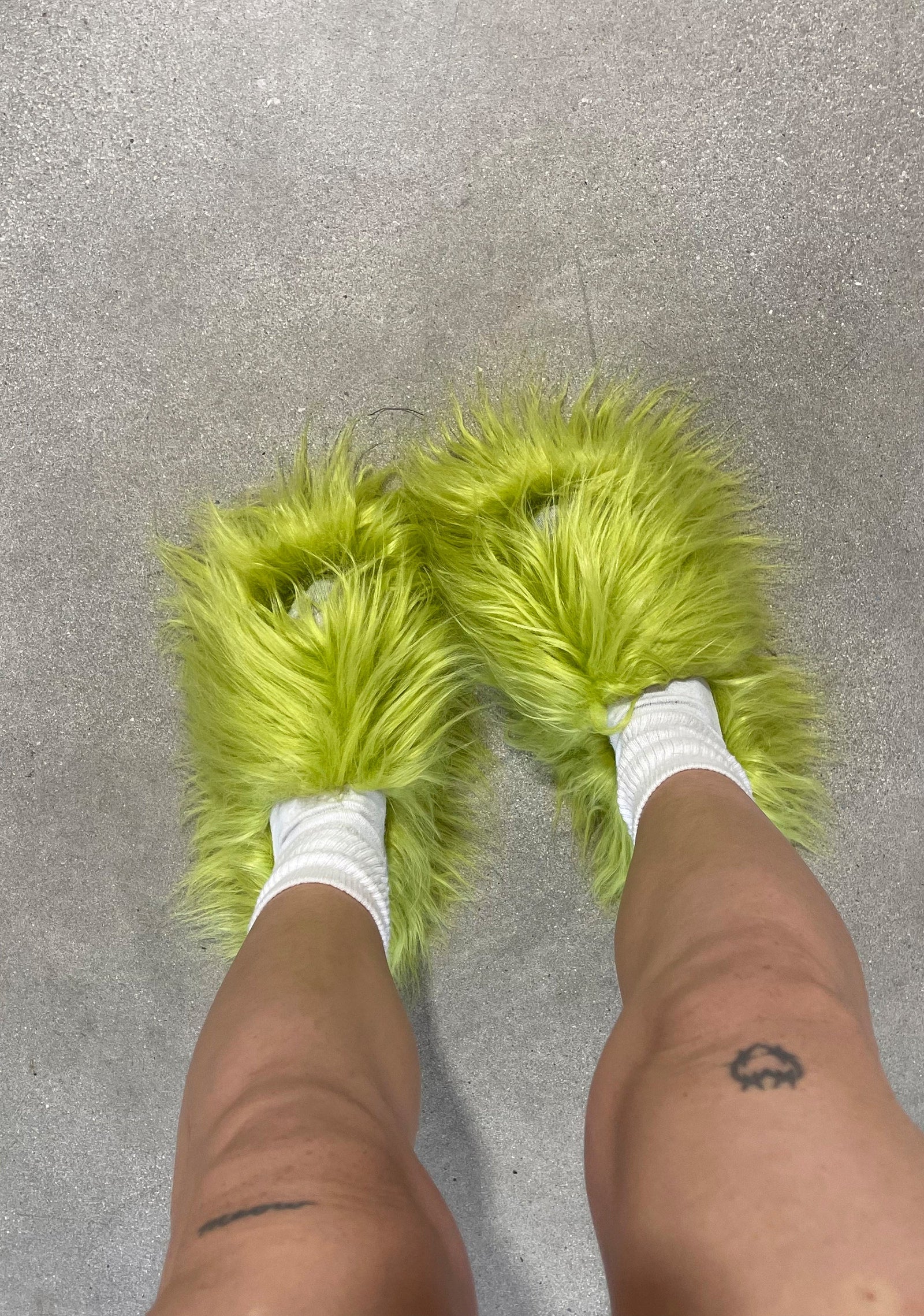six|light green