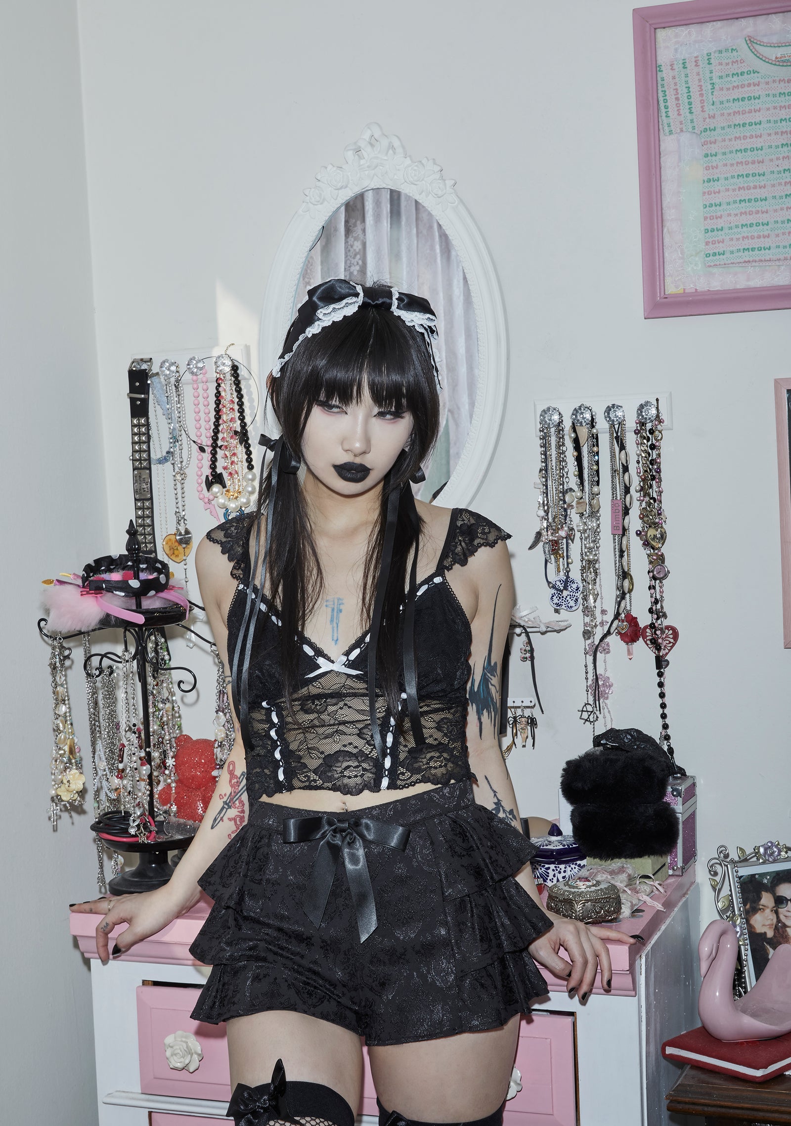six|black