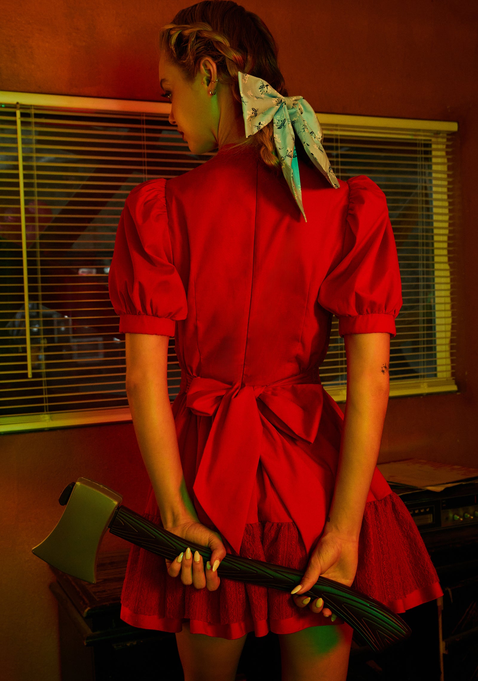 seven|red