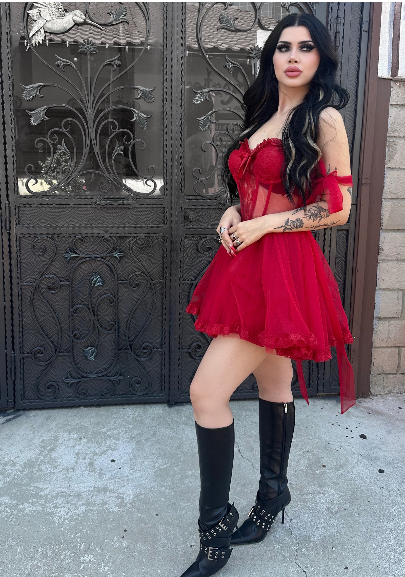 six|red