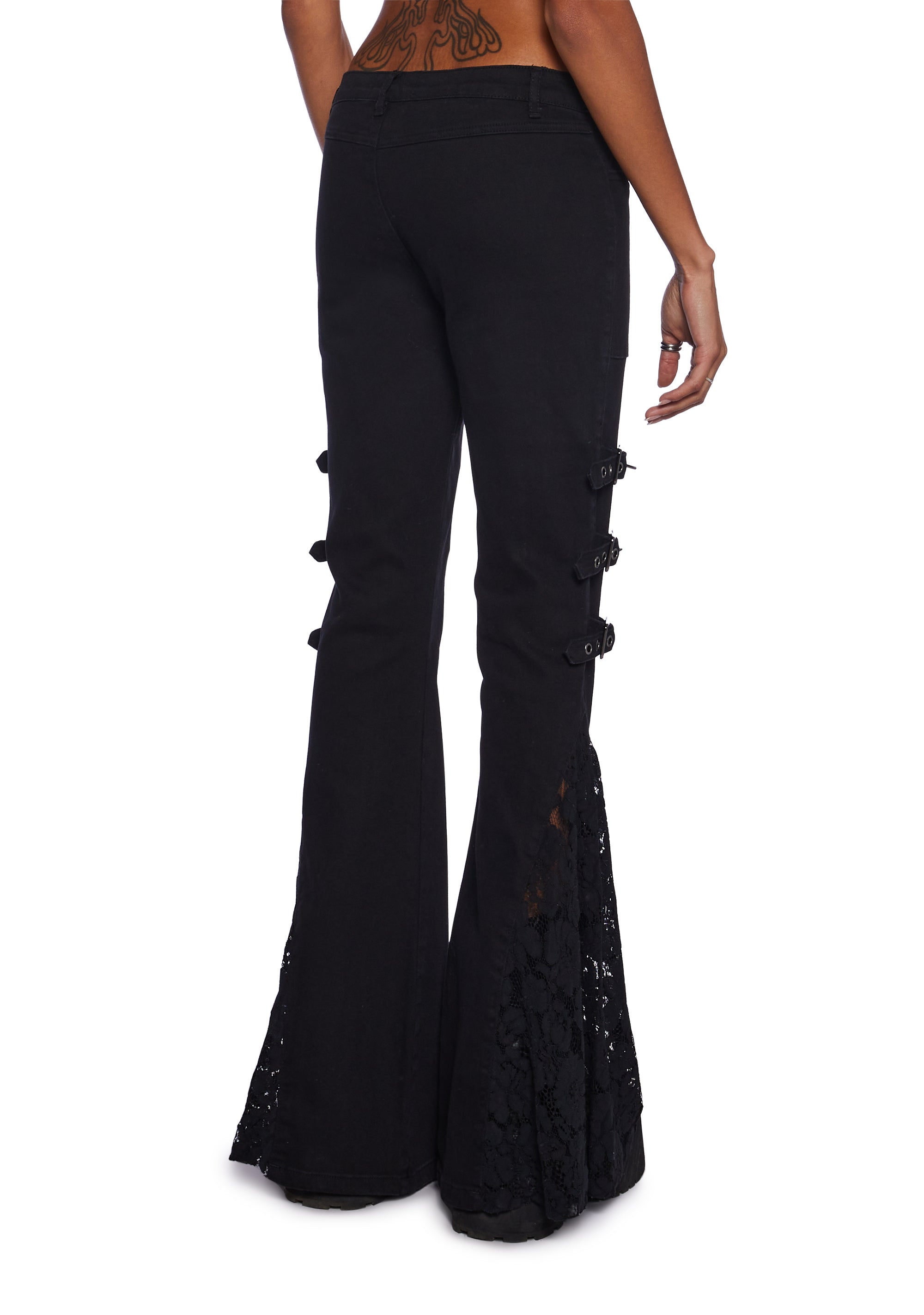 s1879191_f_r_widow_black_29256