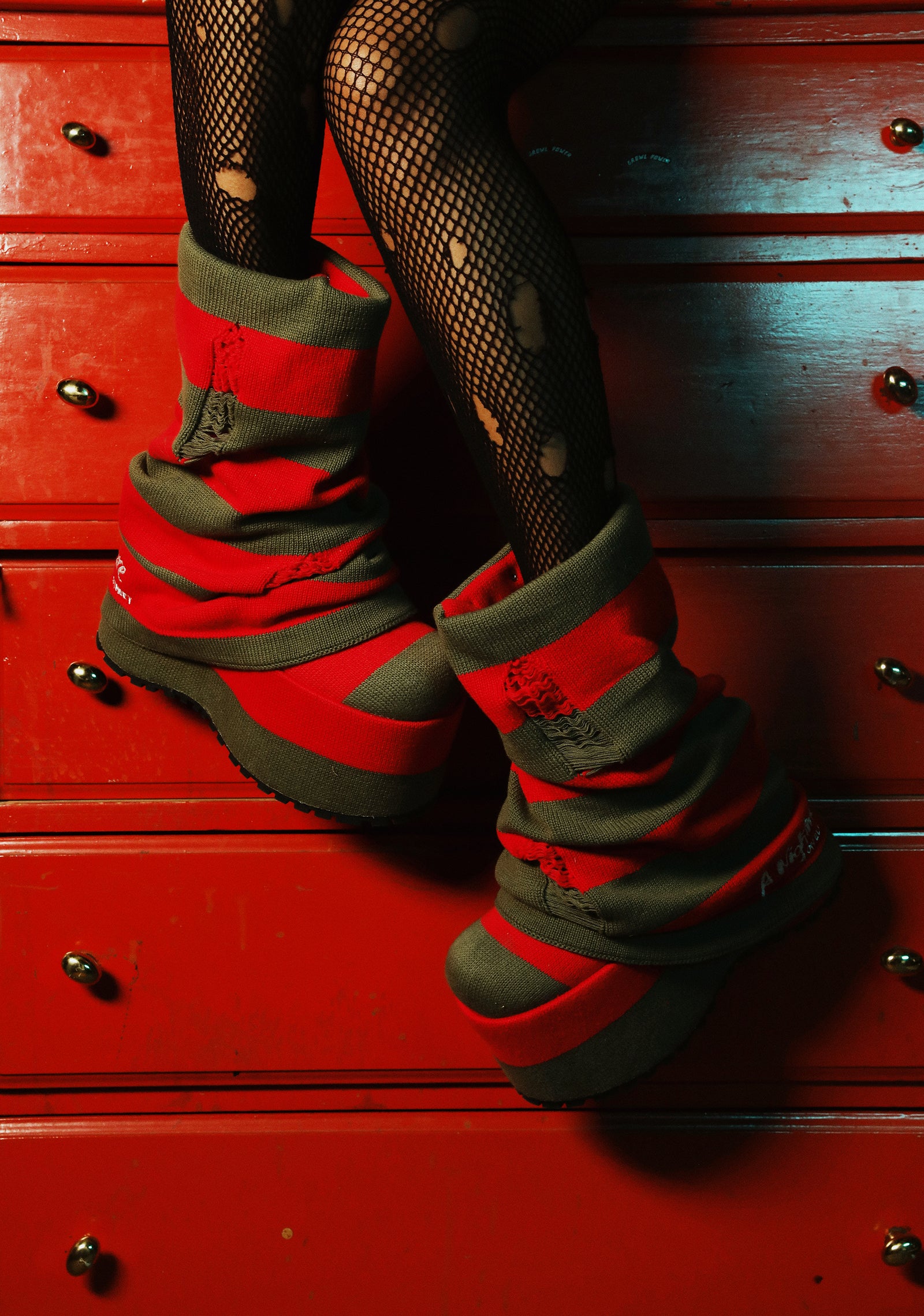 six|colorblock