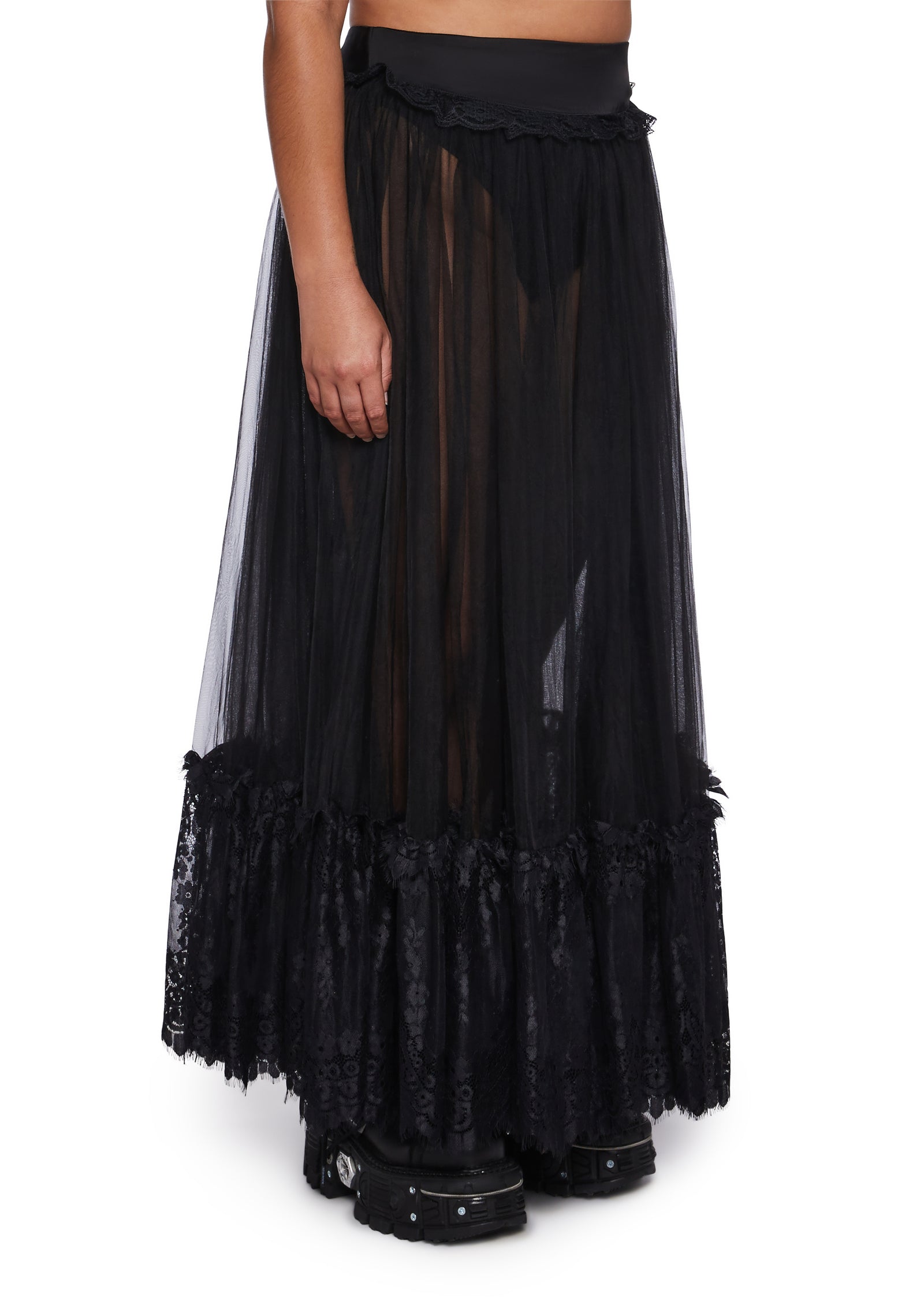ugc|black