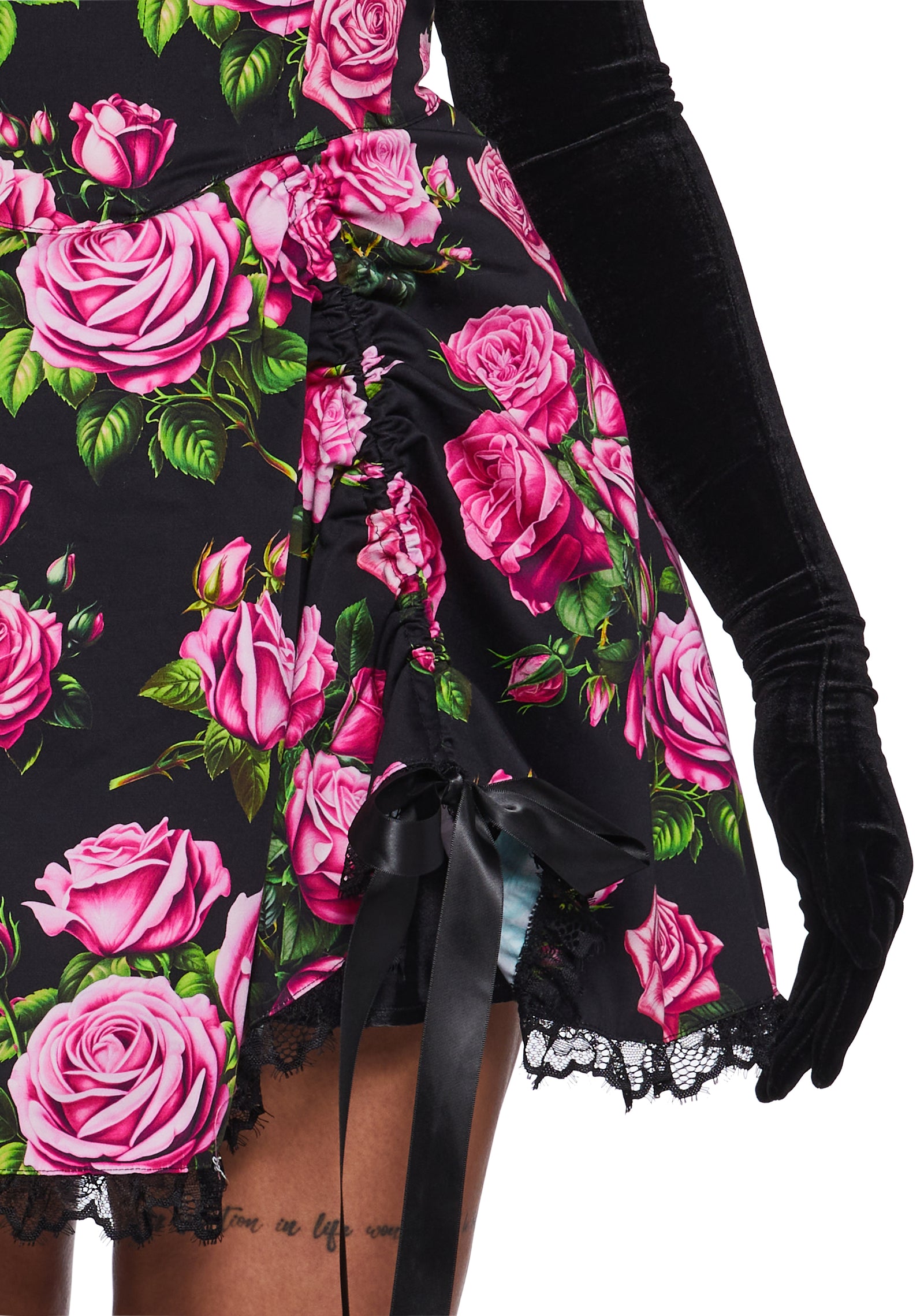 ugc|black