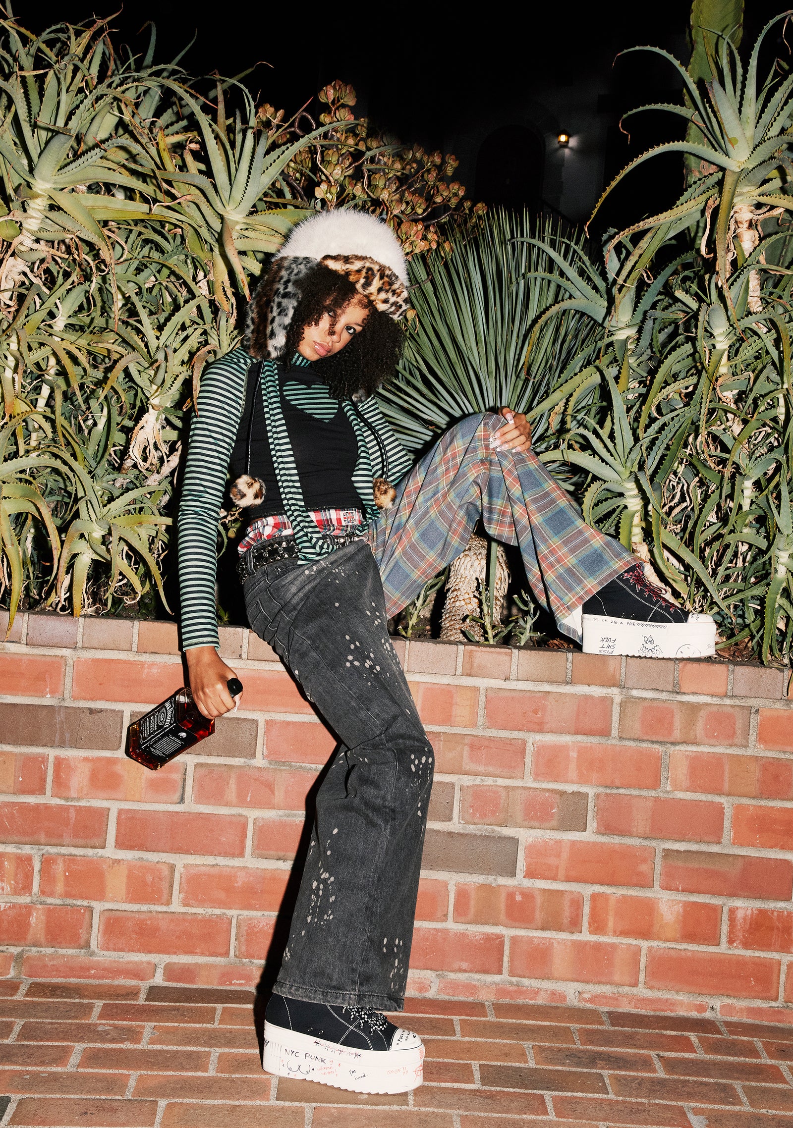 seven|plaid