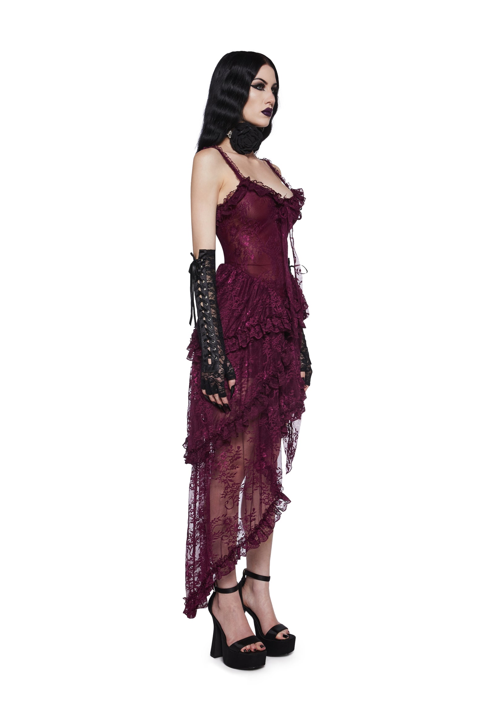 three|dark red