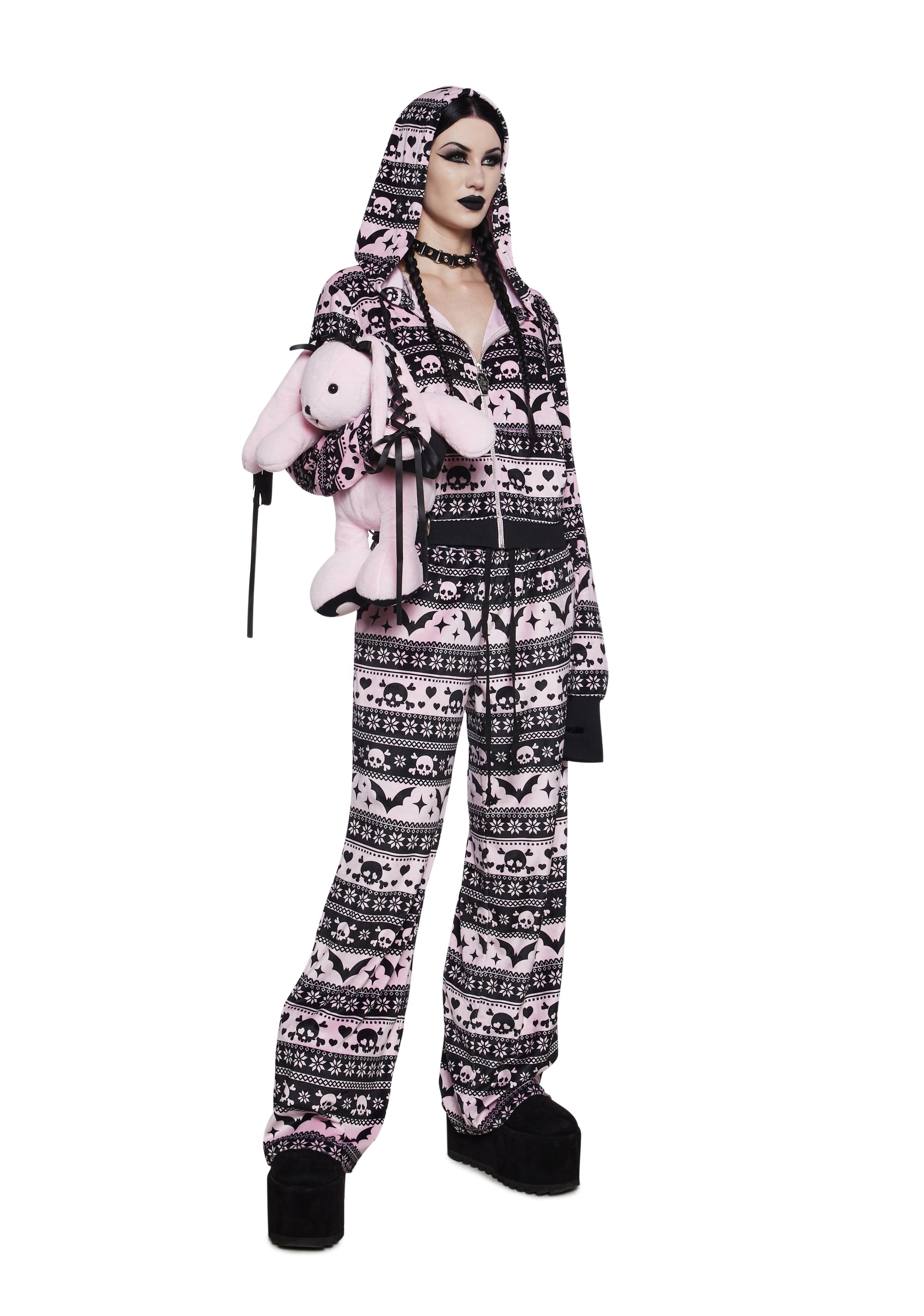 EーGirls グッズ The Grave Girls Womens Fair Isle Skulls Bats Zip Up Hoodie - Multi