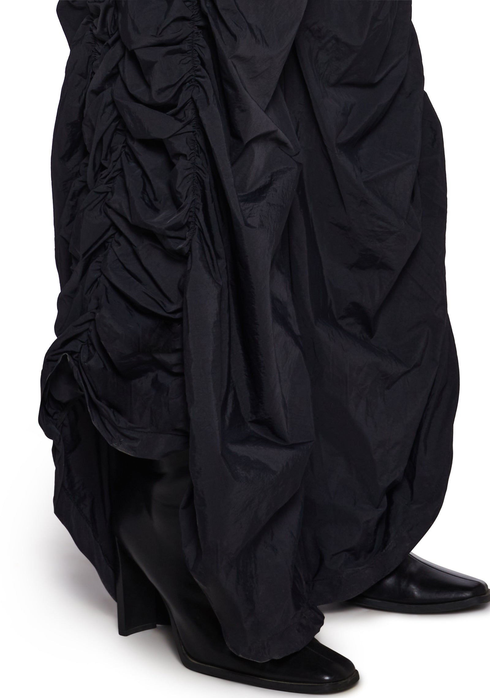 seven|black