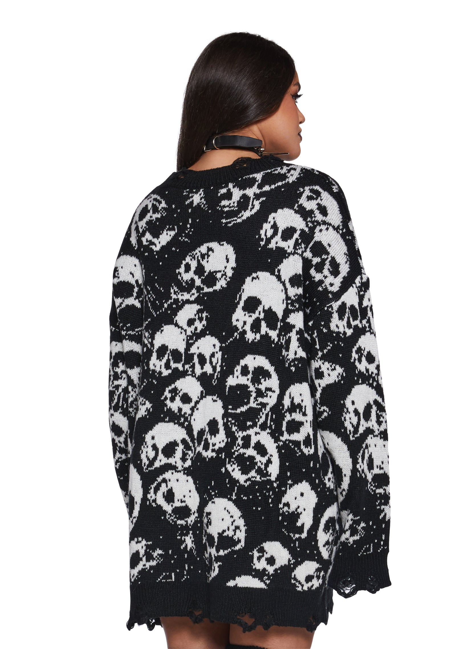 ugc|blk/wht
