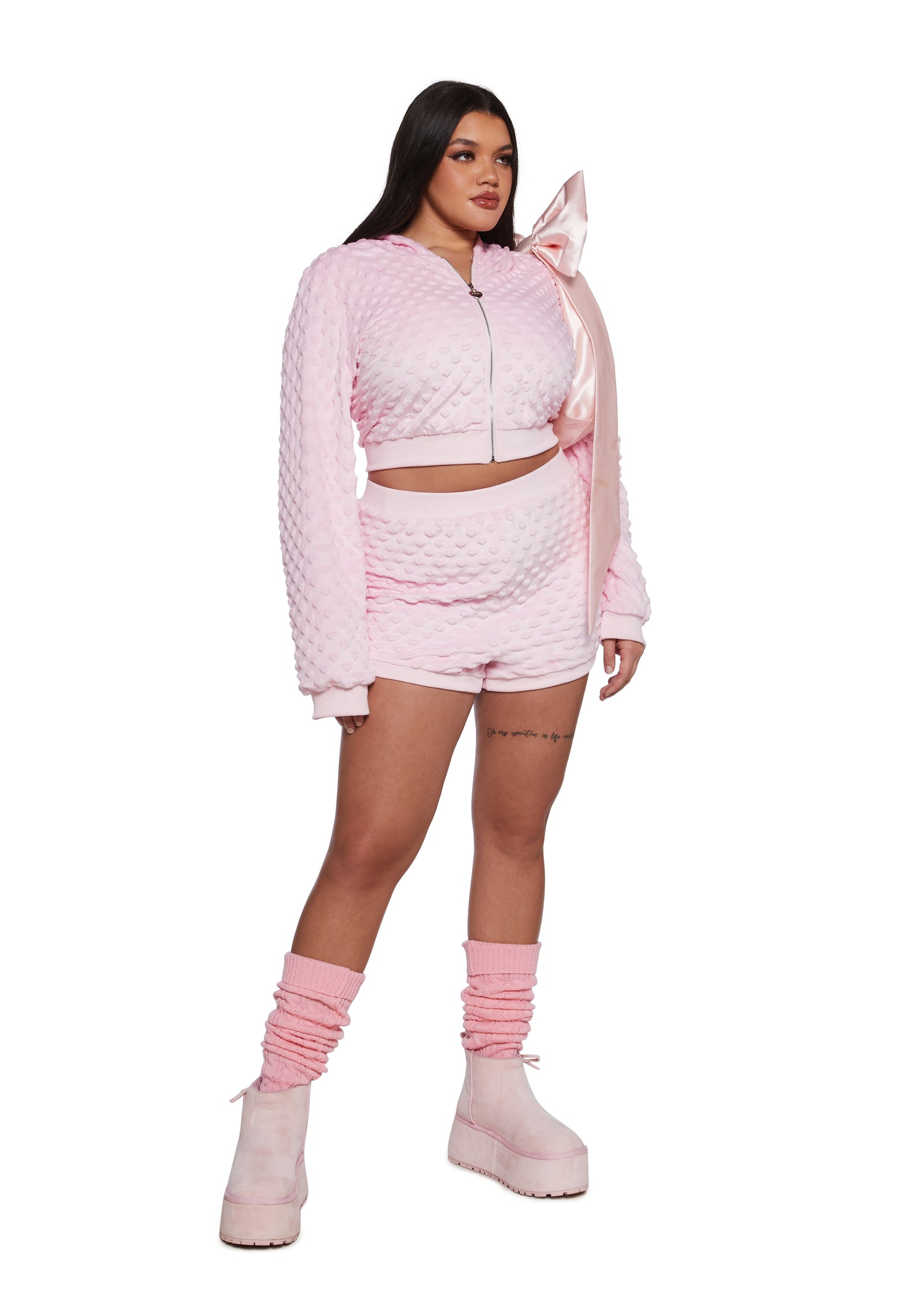 ugc|pink