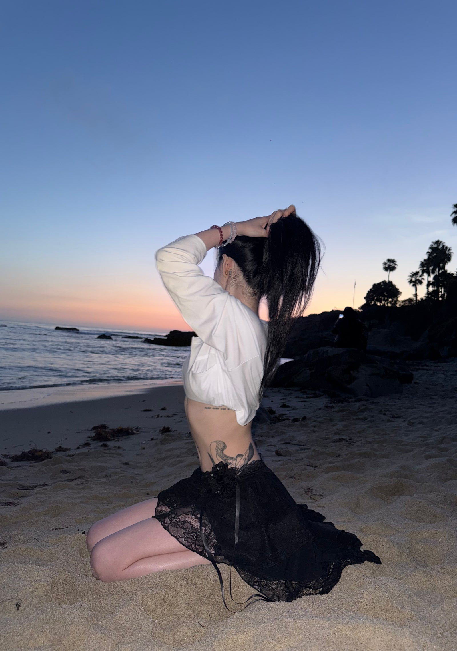 seven|black
