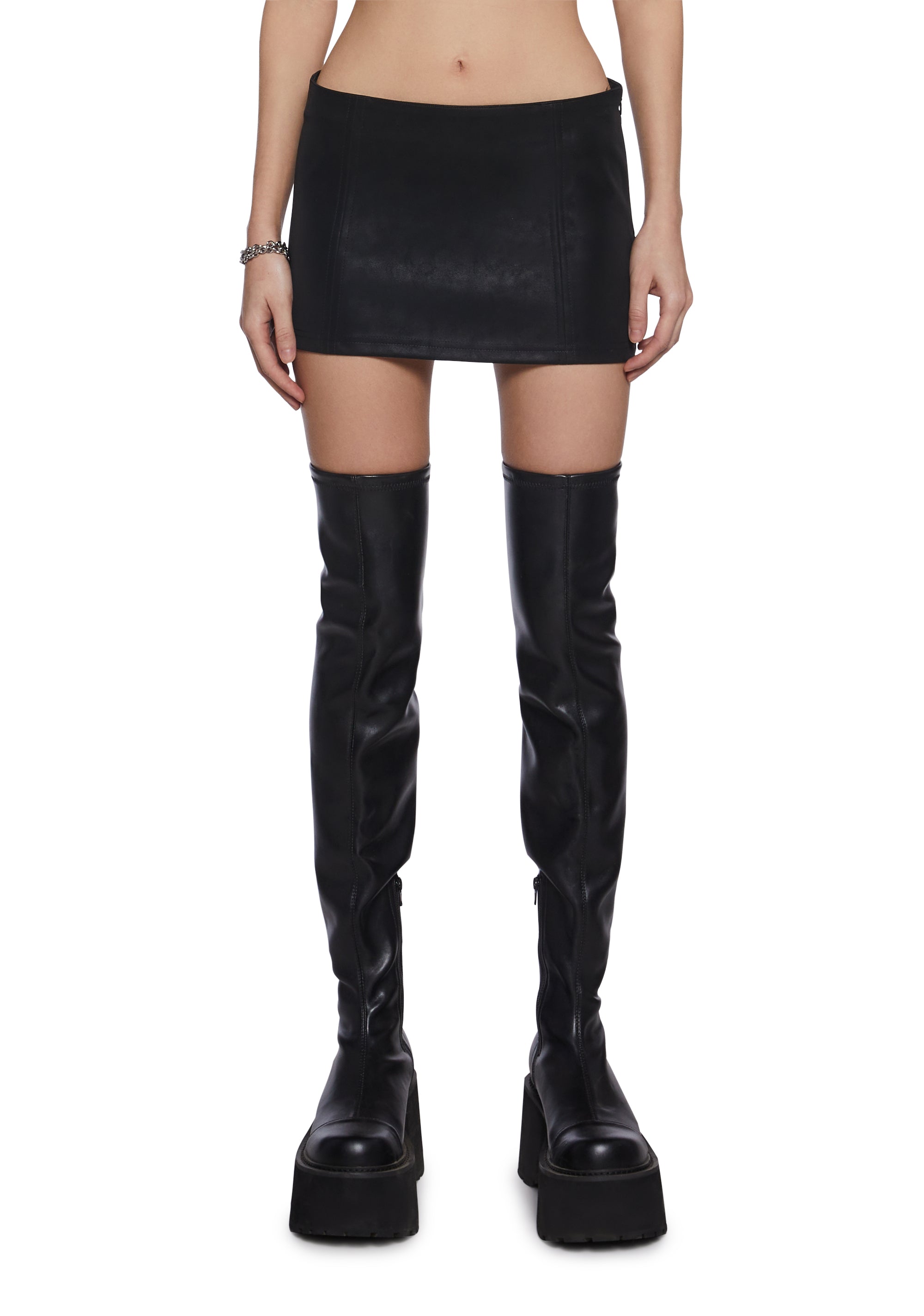 base|black