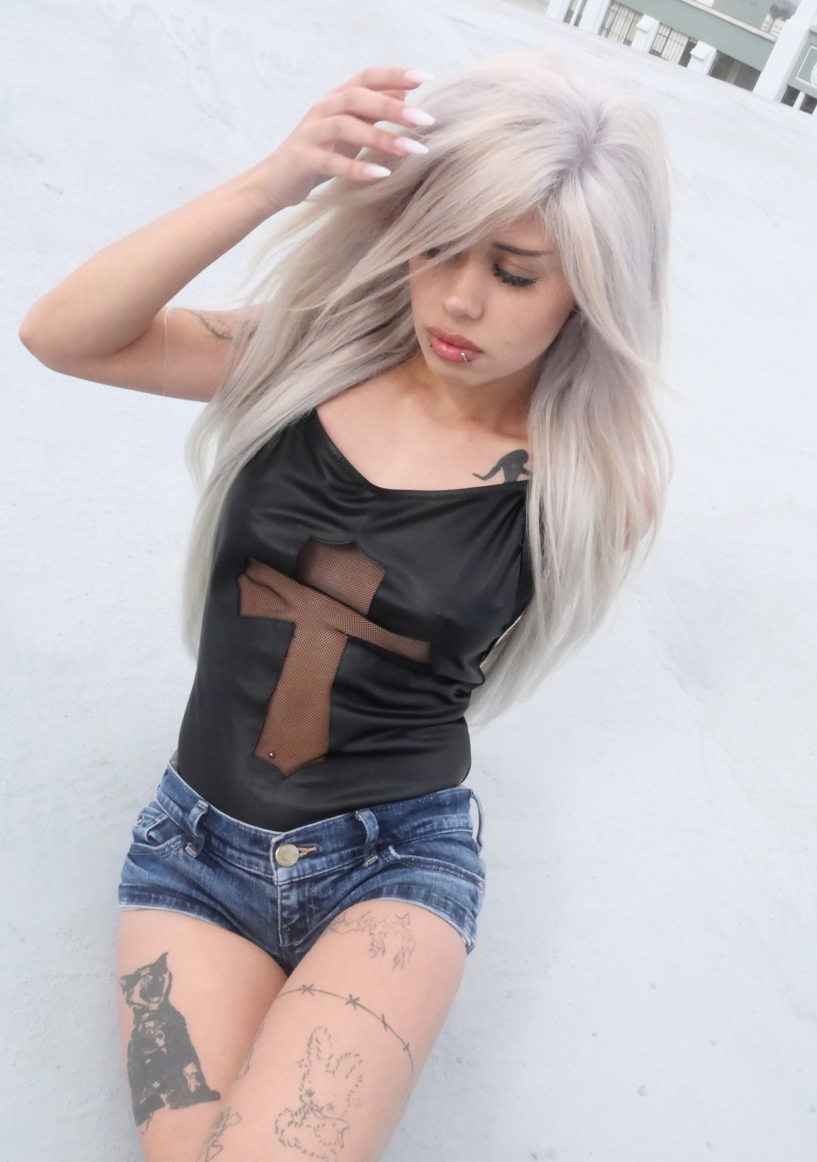 six|black