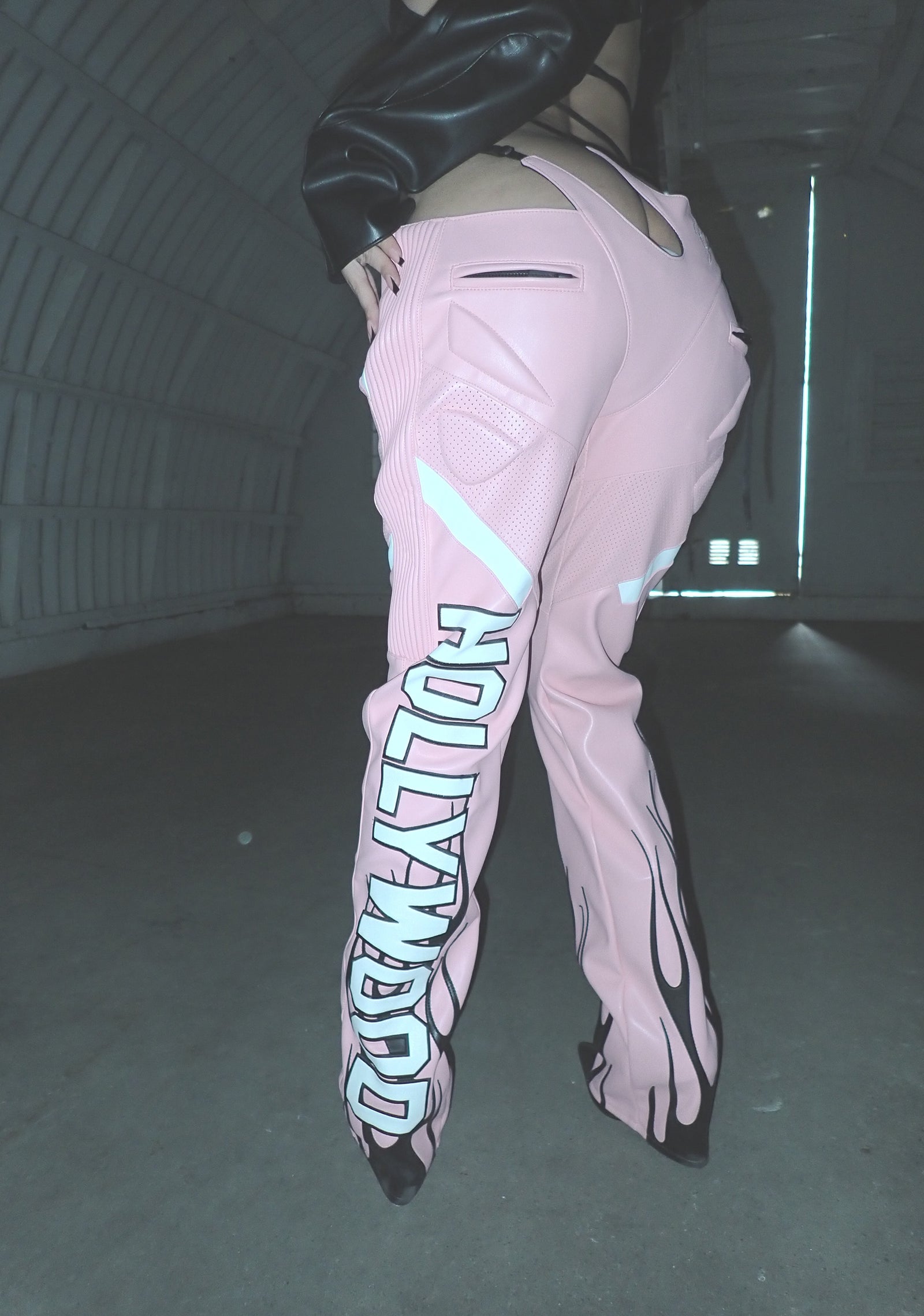 seven|pink