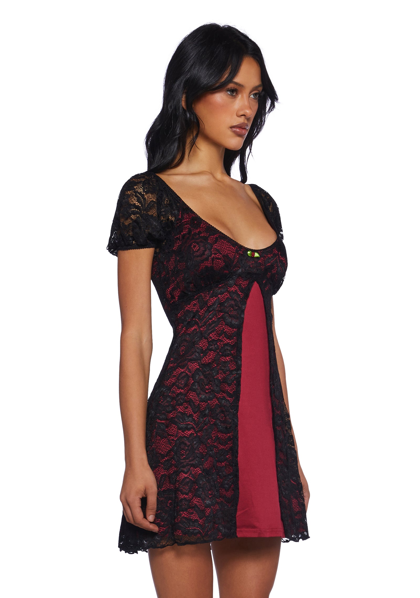 three|dark red