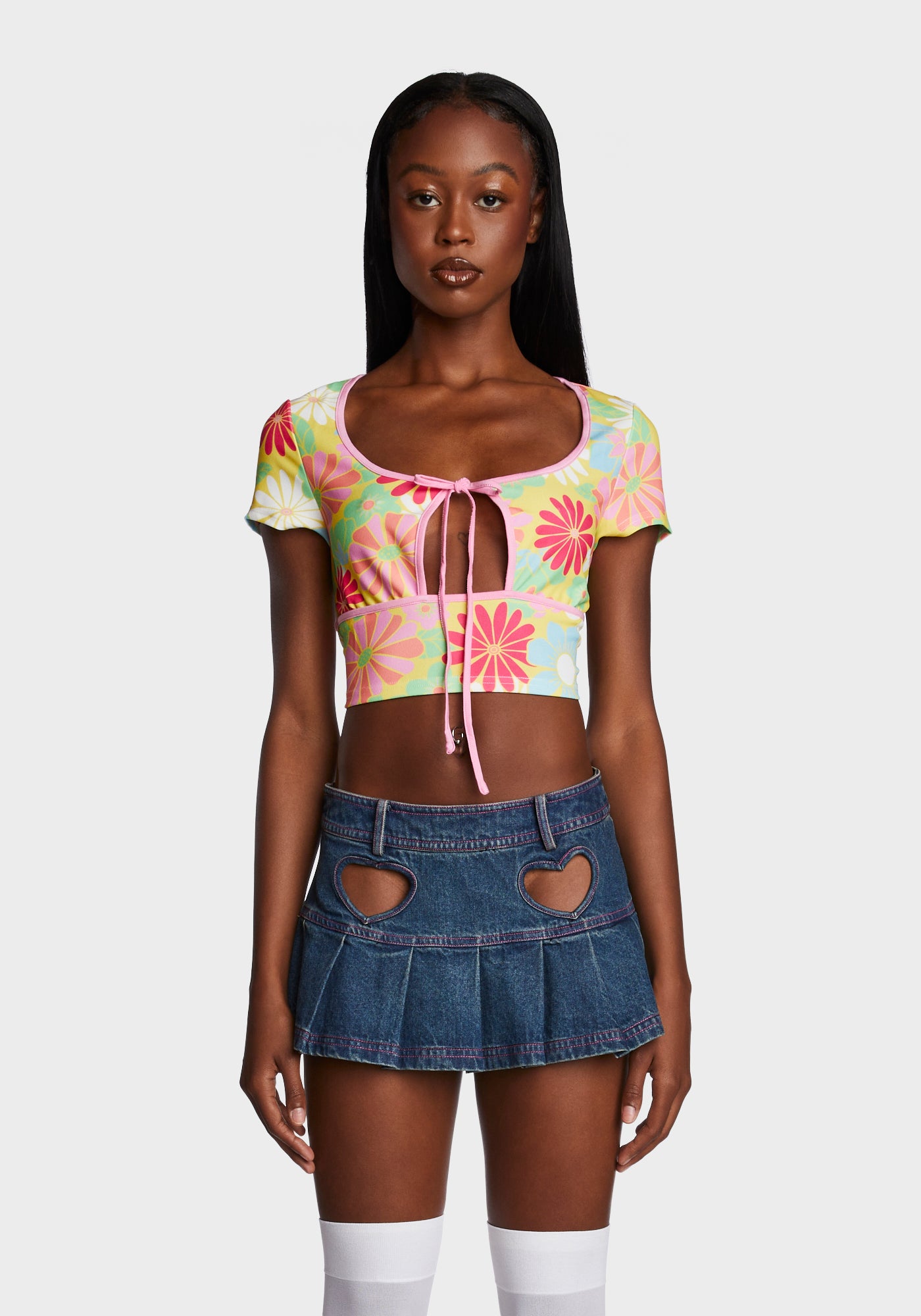Græsse intelligens uddanne Sugar Thrillz Summer Floral Daisy Crop Top - Multi – Dolls Kill