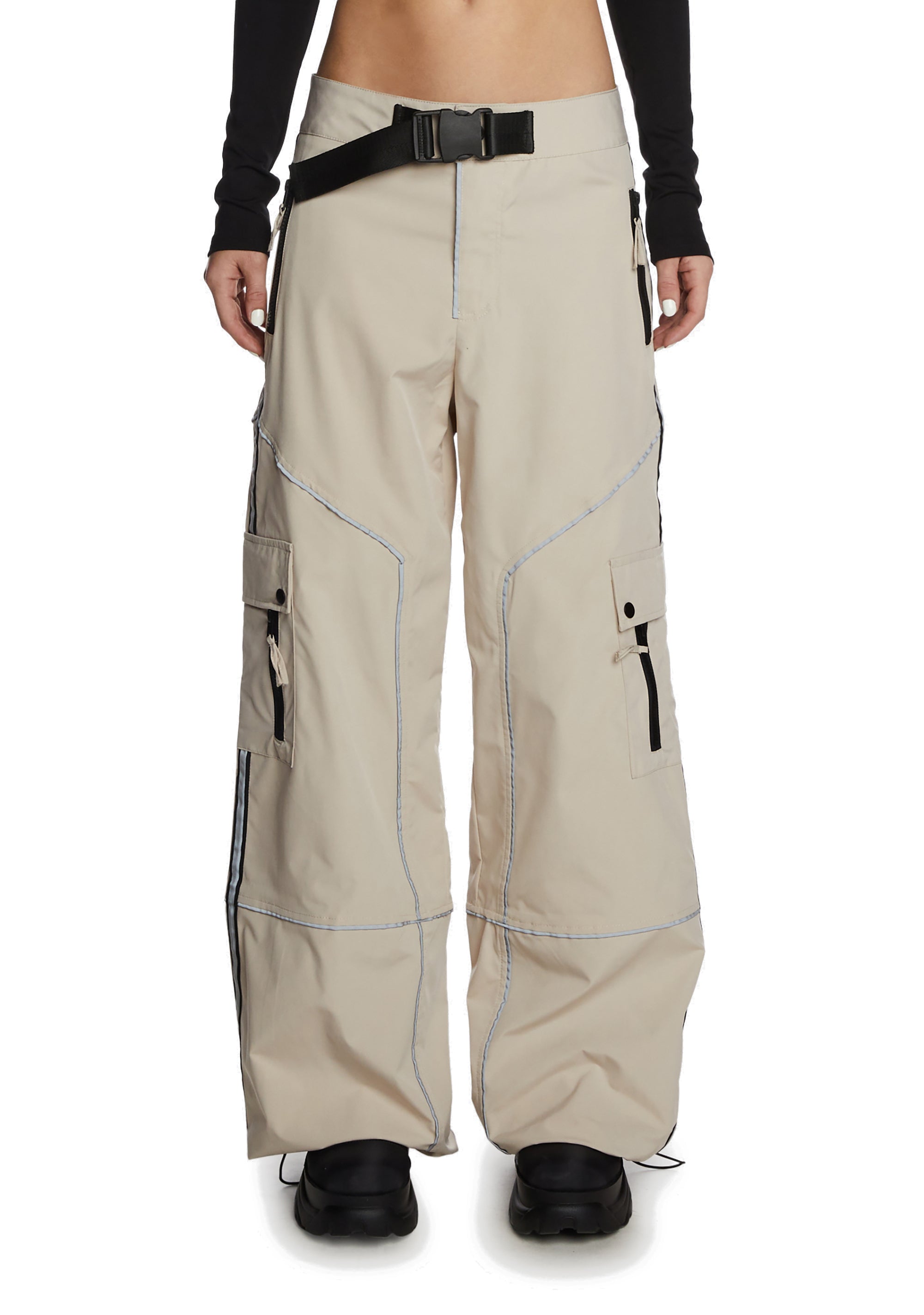 base|off white