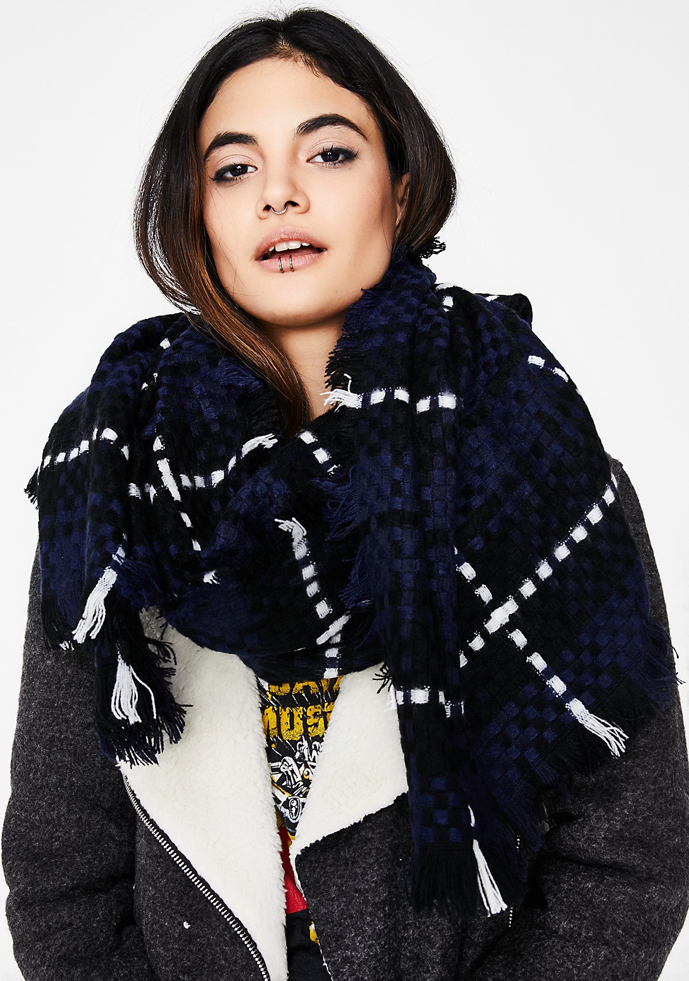 Plaid Navy Fringe Scarf – Dolls Kill