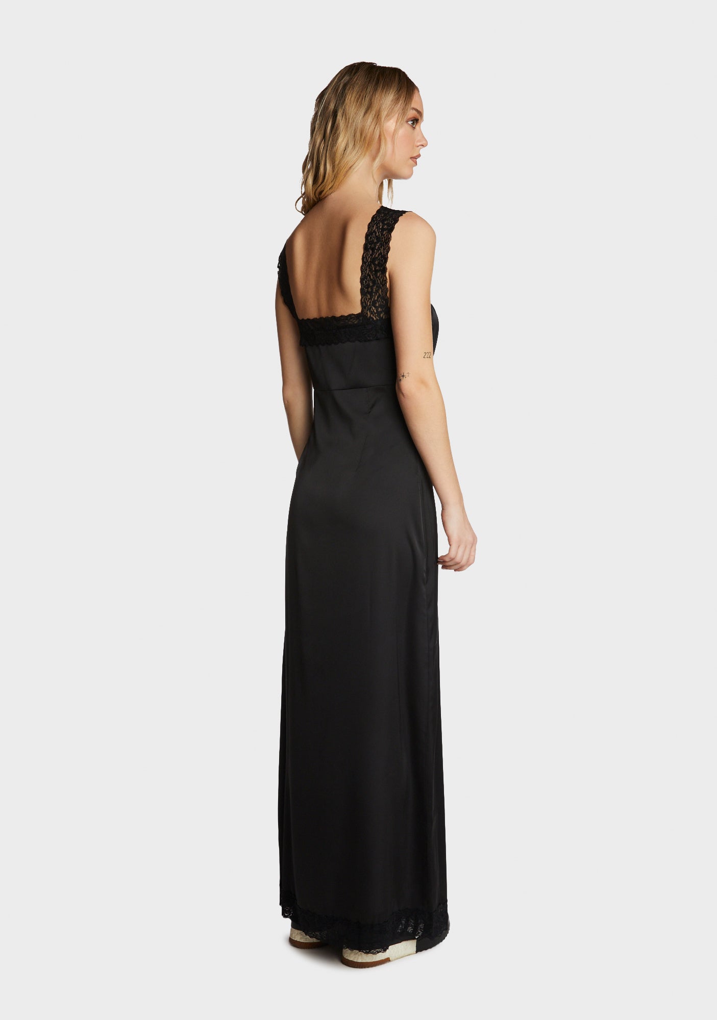 【未着用・新品】BALLERINA MAXI DRESS Untitleddesign_4_261cbf2d-2ed9