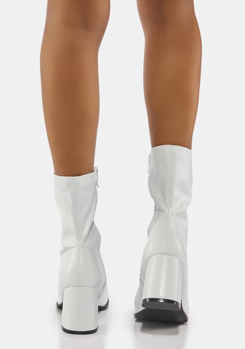 Short go go boots 2025