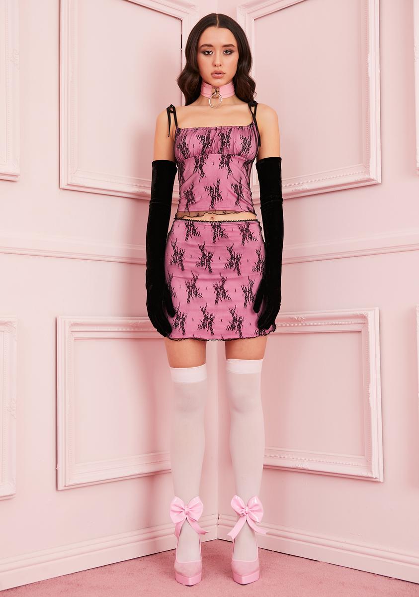 Sugar Gloss キャミソール 黒/ピンク Sugar Thrillz Front Tie Crop Tank Top - Pink – Dolls Kill