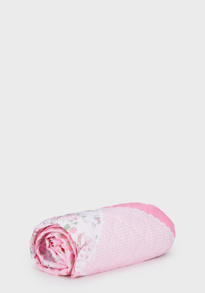 Dolls Kill X Strawberry Shortcake Quilted Picnic Blanket With Storage