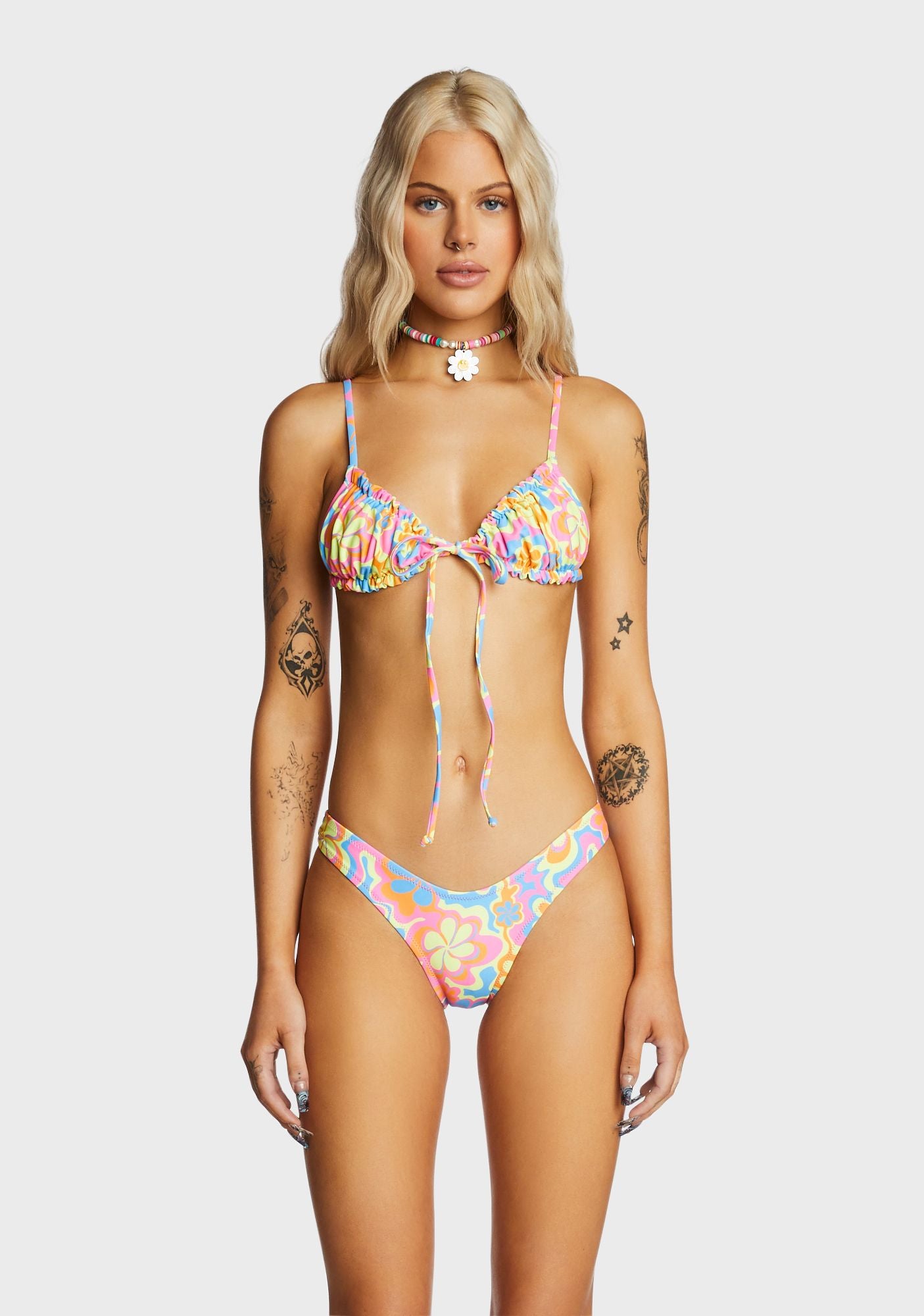 Kulani Kinis Gathered Tie Bikini Top - Multi Floral – Dolls Kill