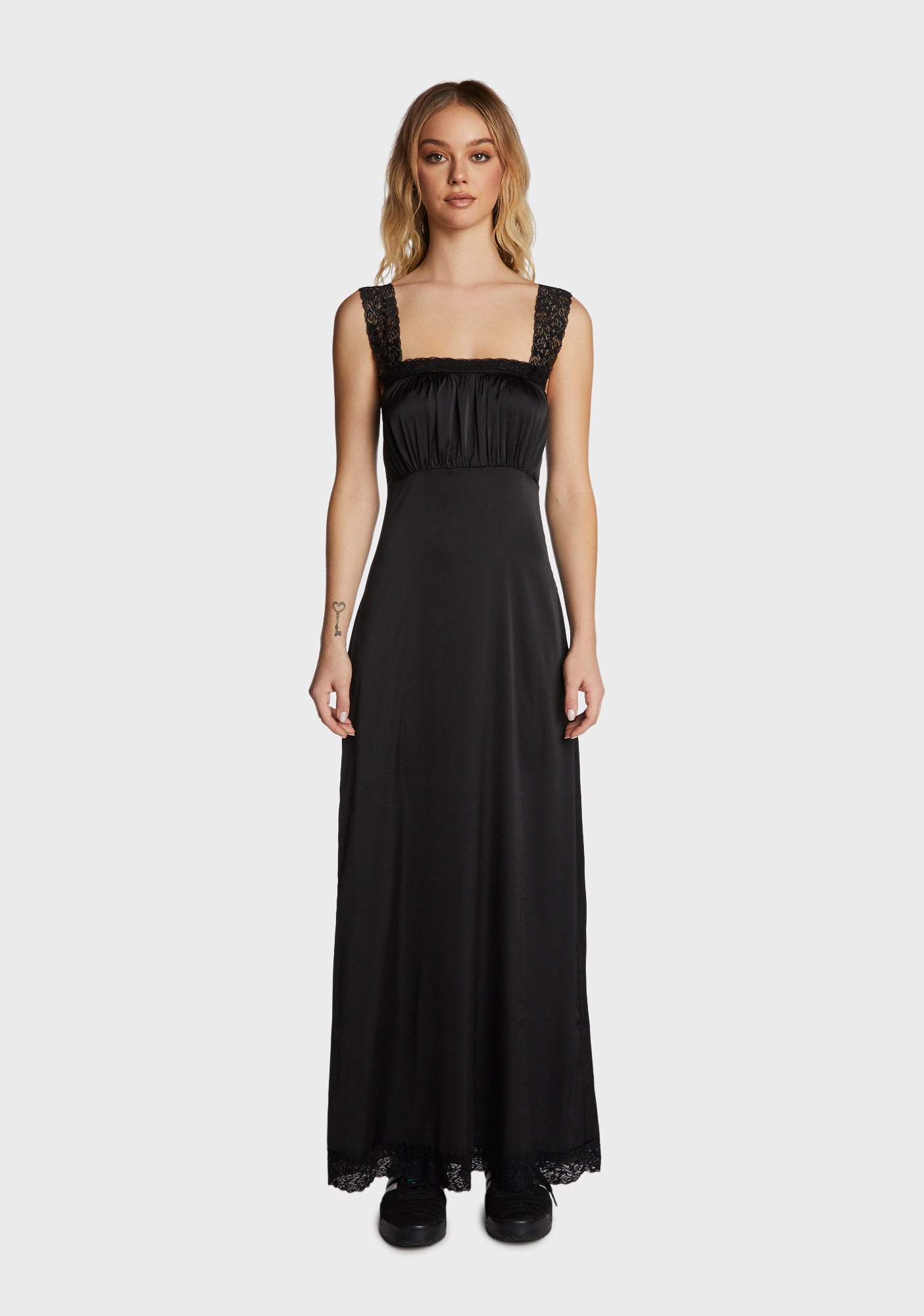 Lioness Maxi Dress With Lace Trim - Black