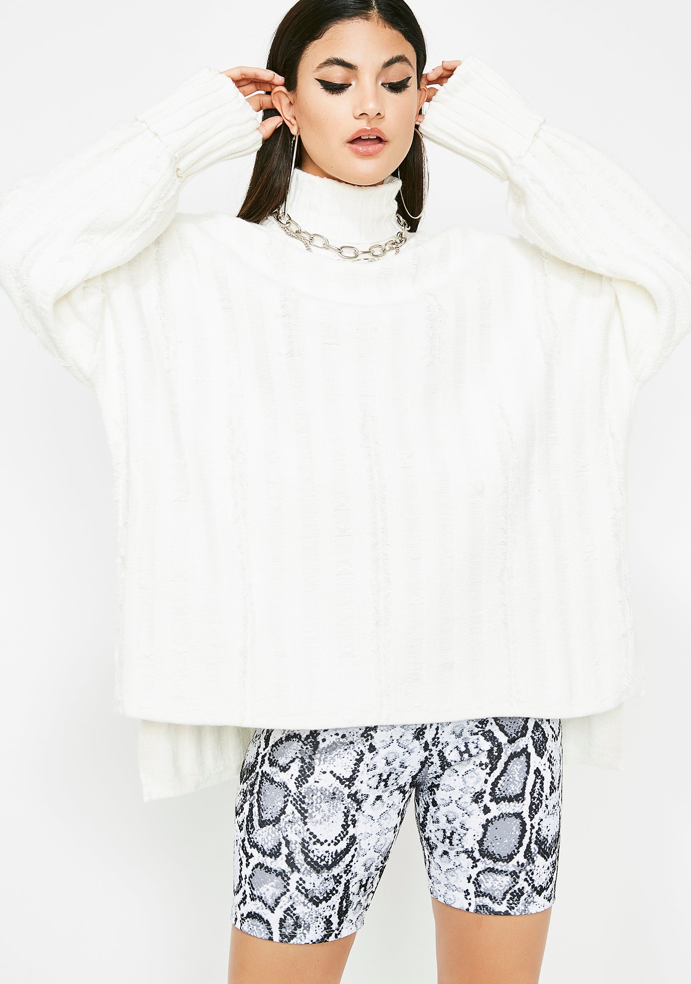 Oversized Knit Turtleneck Sweater – Dolls Kill