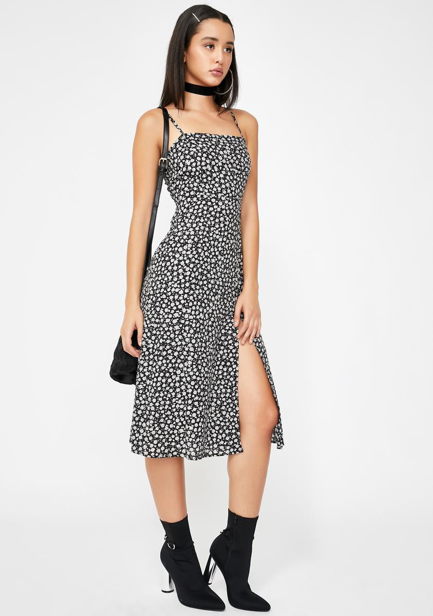 Motel Ditsy Rose Kaoya Dress – Dolls Kill