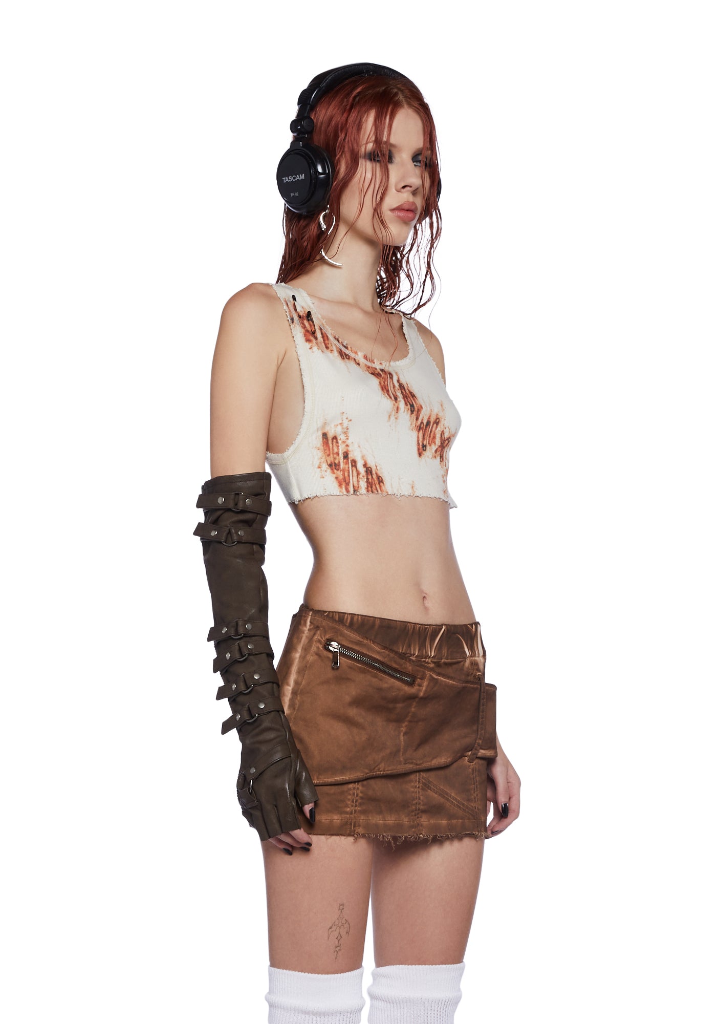 Darker Wavs Rust Pin Distressed Crop Tee - White – Dolls Kill
