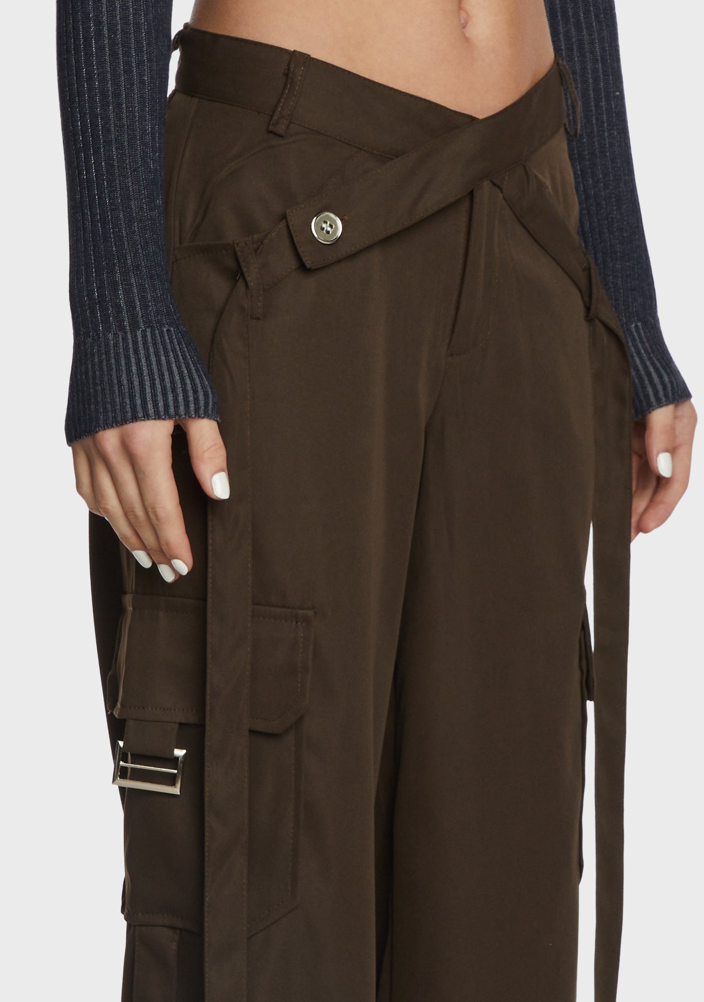 韓国*UMBRO■[DAY6] Christy Taslan Wide Cargo Pants 韓国*UMBRO□[DAY6] Christy Taslan Wide Cargo Pants